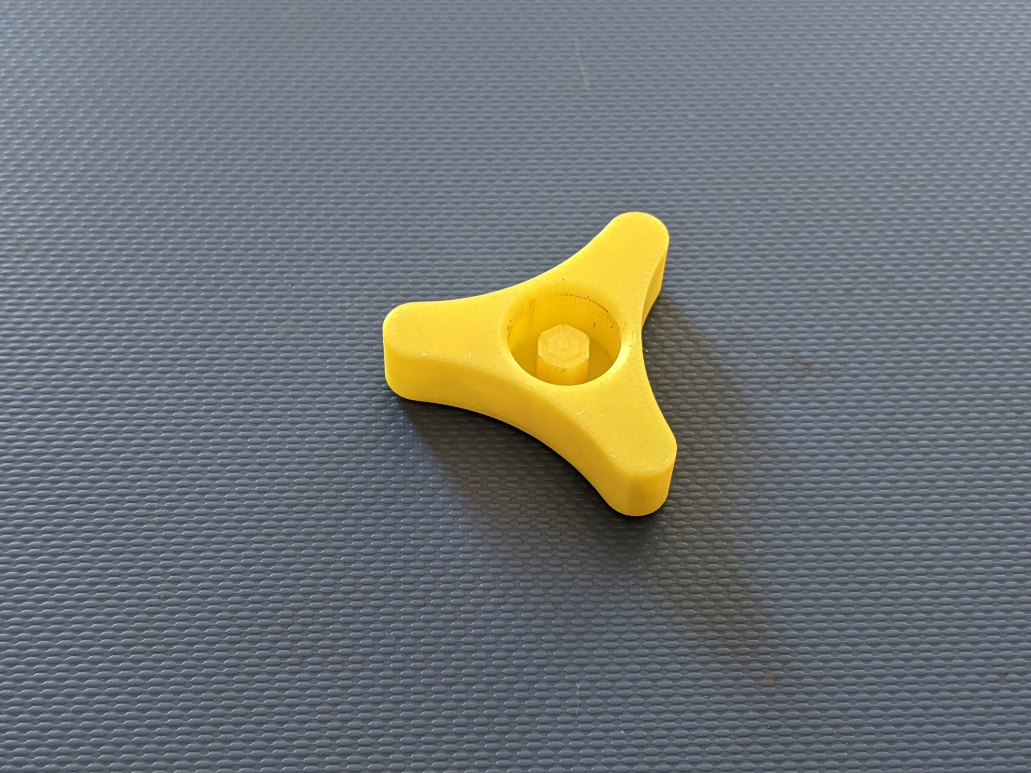 Nắp điều chỉnh cho bu lông M6 tiện dụng