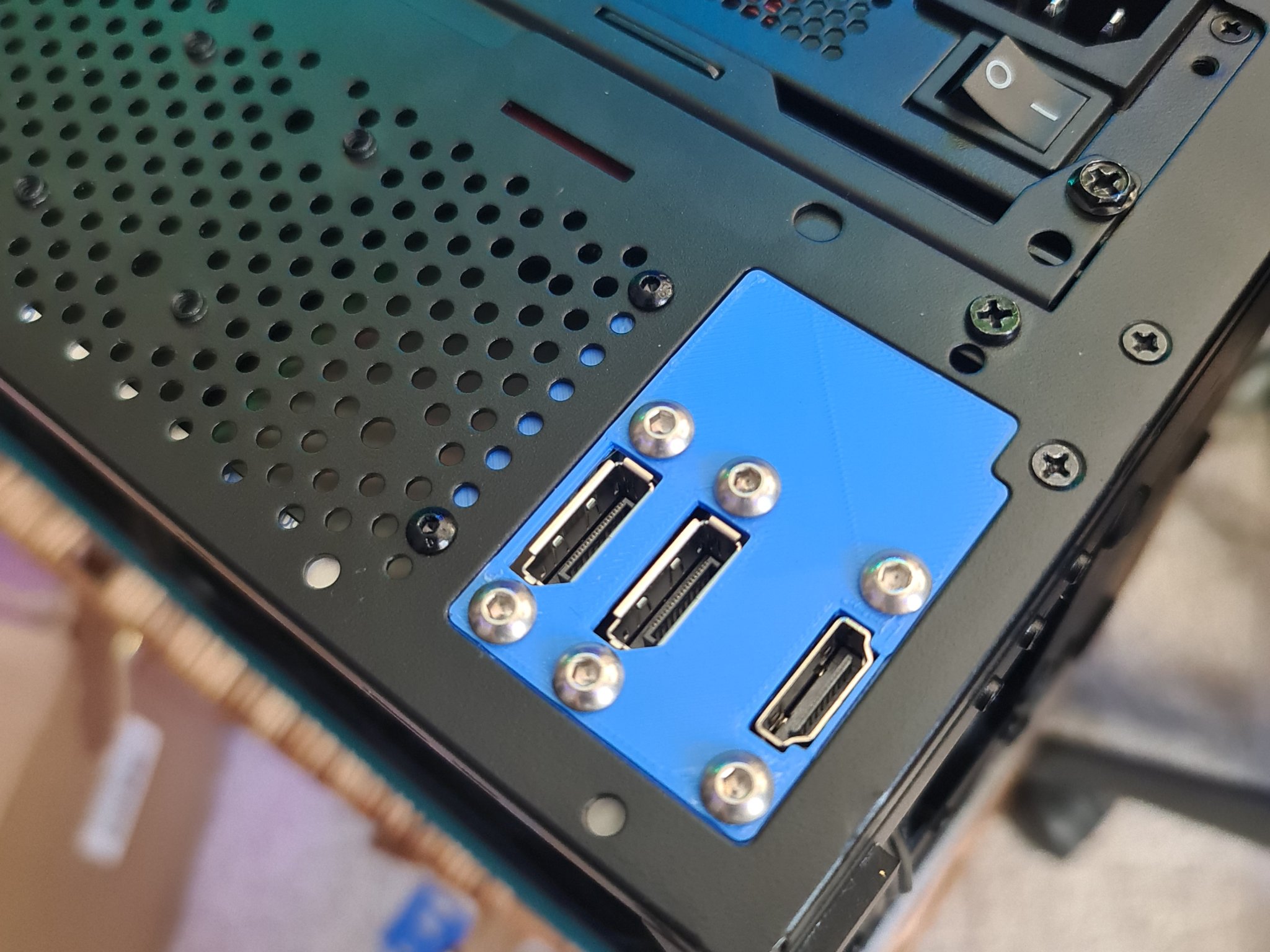 Giá đỡ đầu ra màn hình SSUPD Meshroom cho DP và HDMI