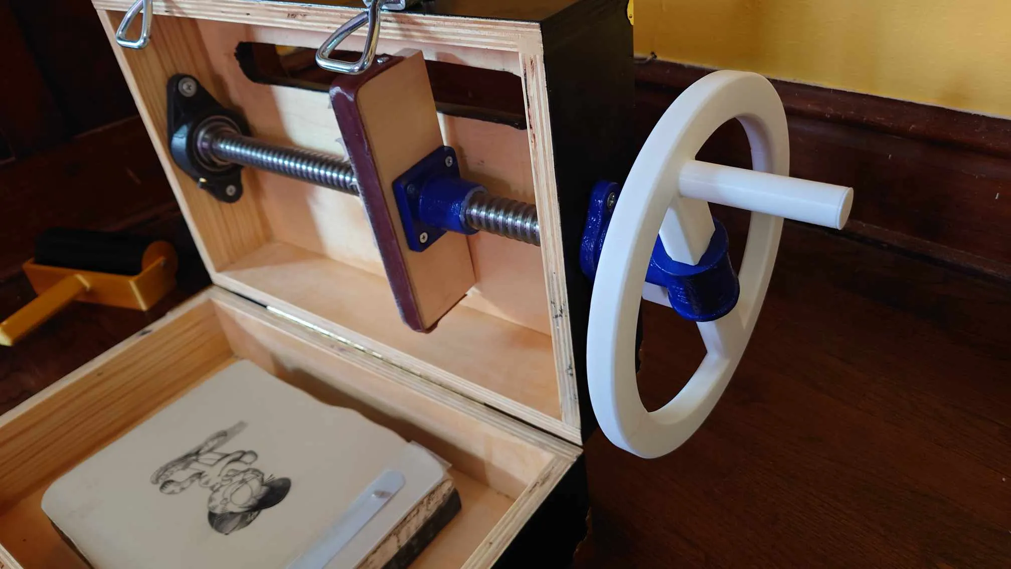 Tay quay nhanh cho kẹp gỗ