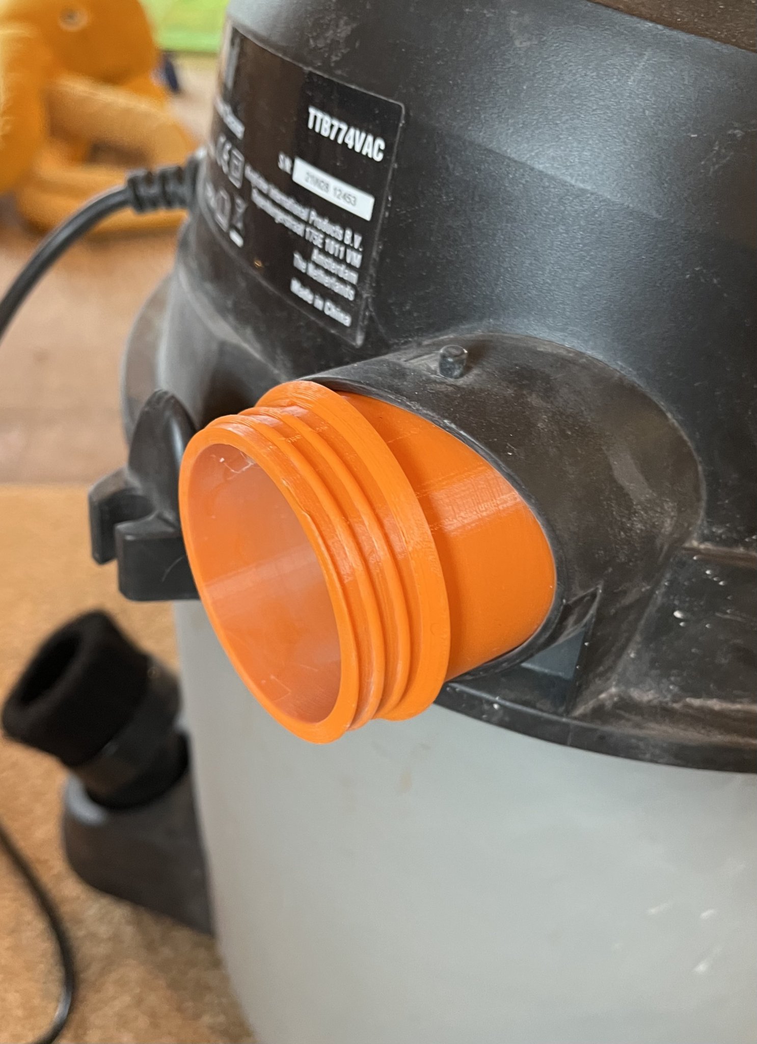 Bộ chuyển đổi ống hút Titan sang Henry