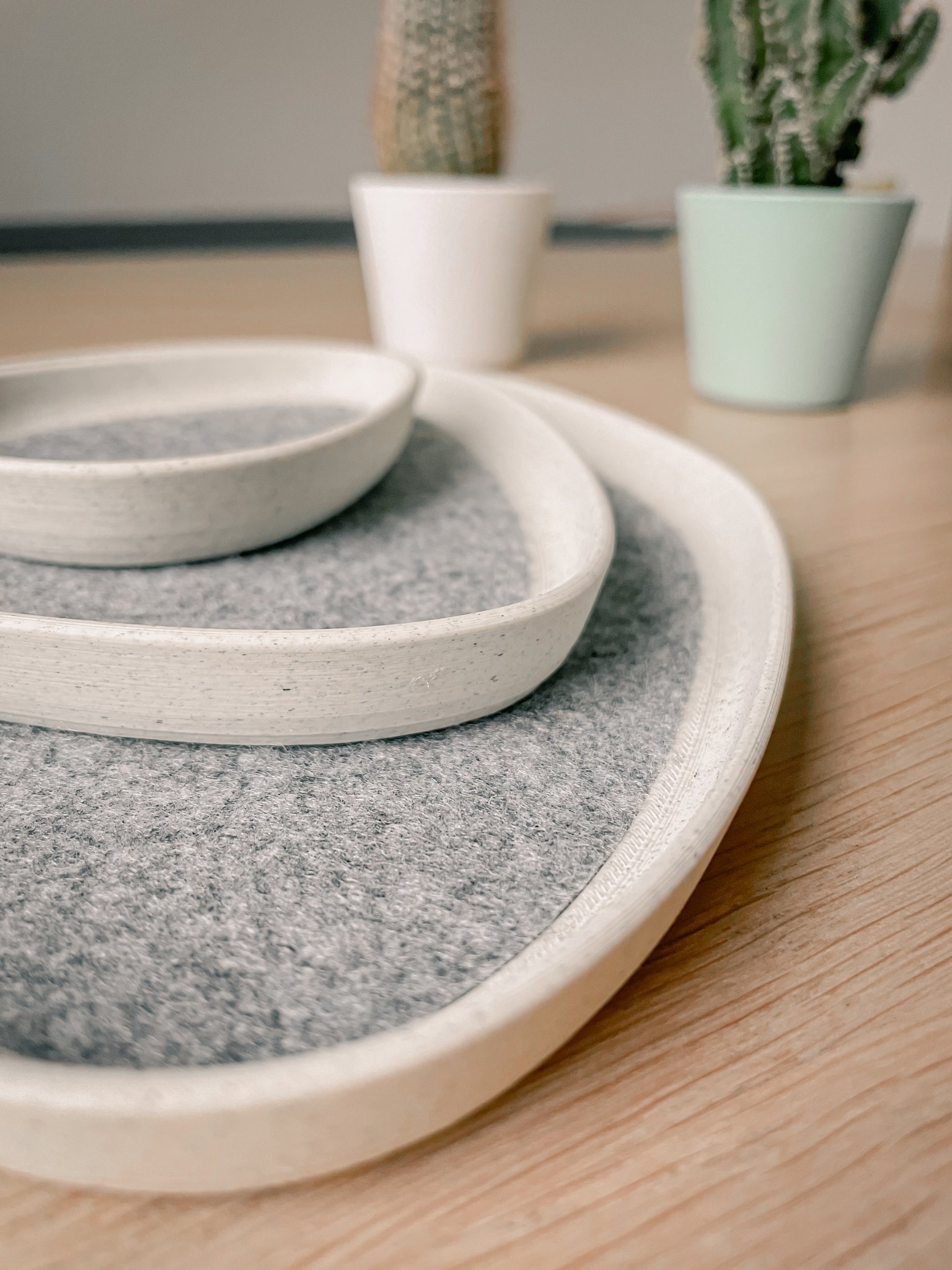 Bộ khay đựng đồ hình dạng hữu cơ đơn giản và thanh lịch