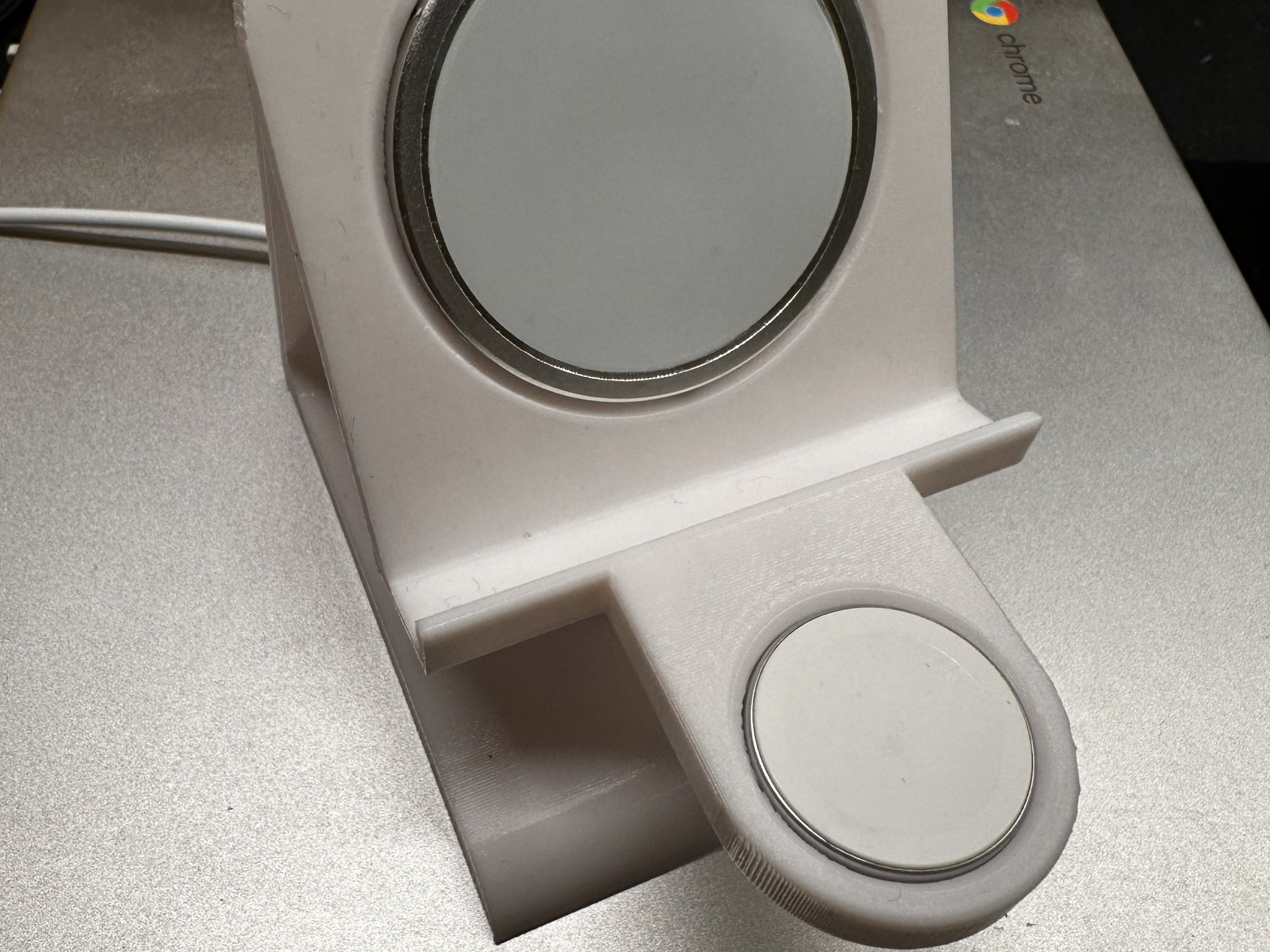 Giá đỡ sạc Iphone MagSafe với chỗ để Apple Watch