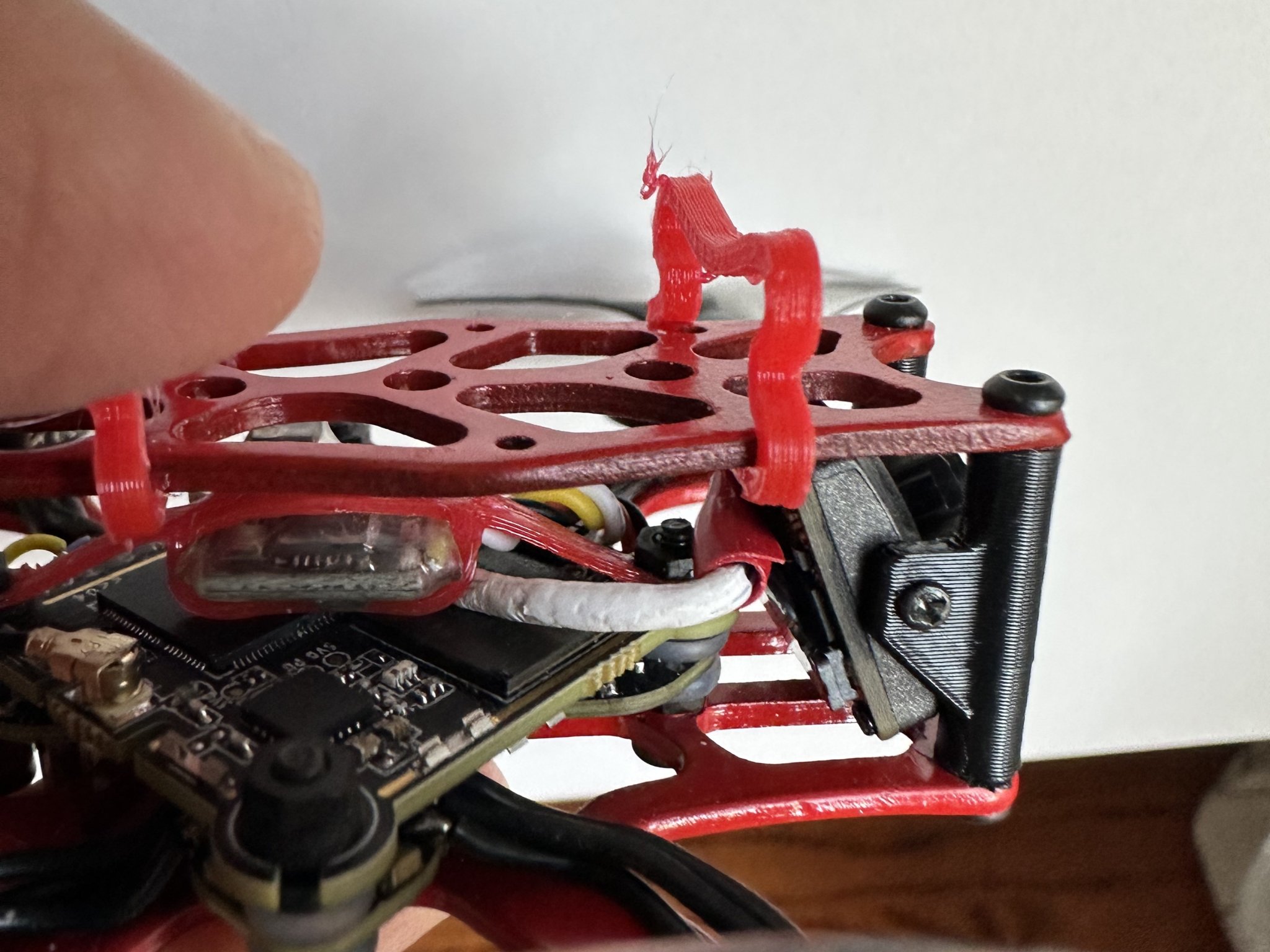 Giá đỡ camera hdzero cho SHURIKEN 2" với standoffs in được