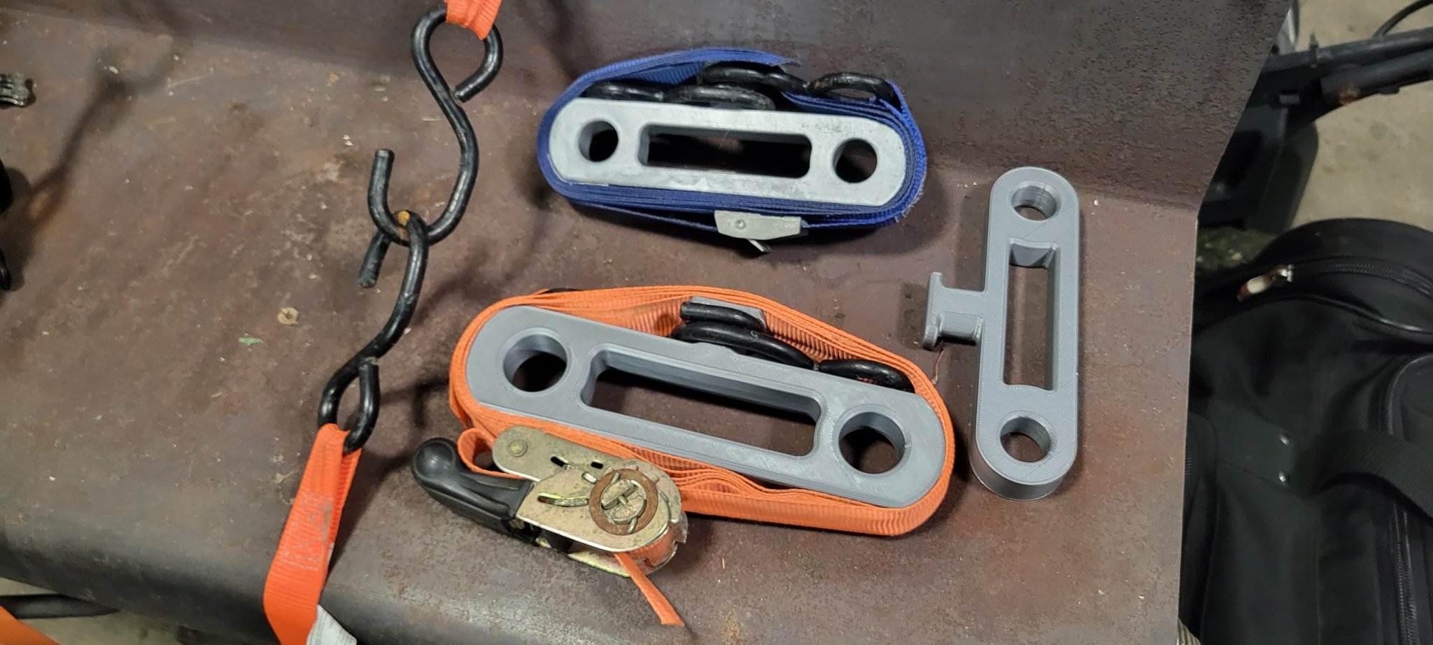 Giá đỡ dây ratchet và dây buộc tiện lợi