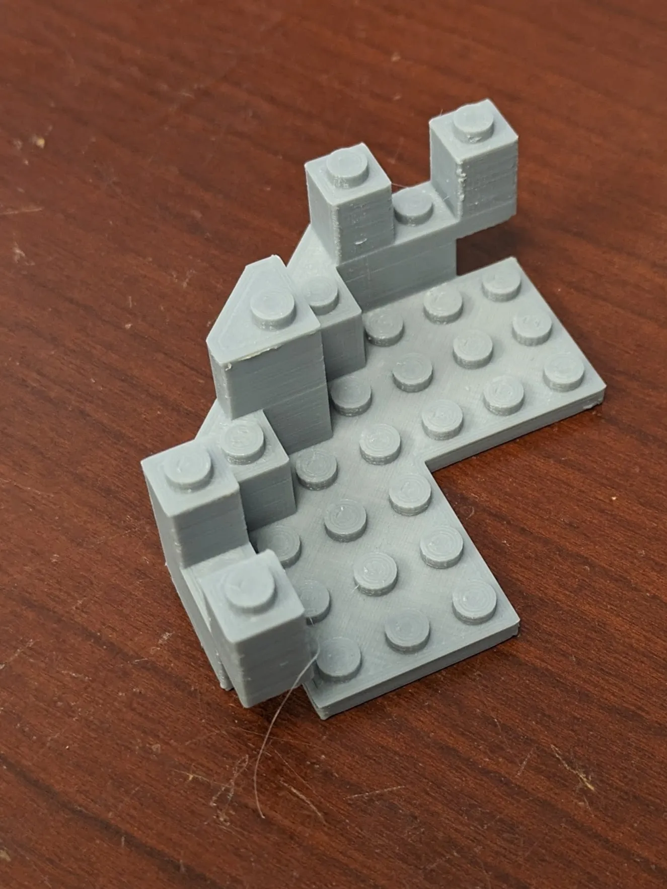 Đỉnh tháp lâu đài LEGO 7 x 7 cho góc tường