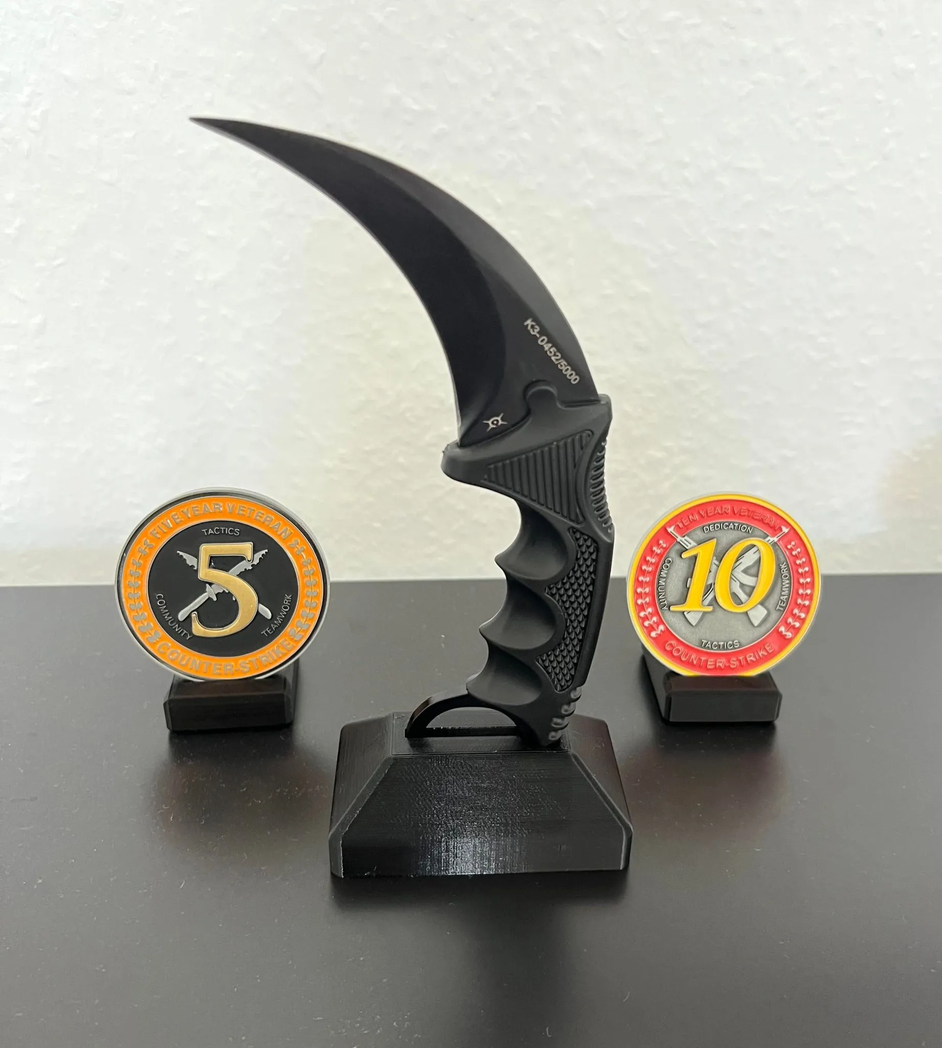 Giá đỡ dao karambit cho bộ sưu tập CS:GO