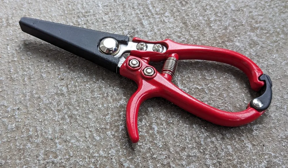 Vỏ bảo vệ cho kéo cắt cành dạng mũi kim