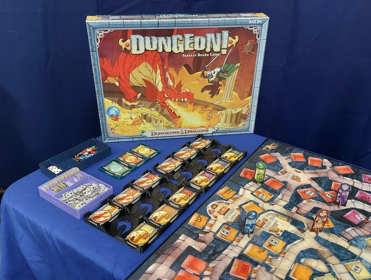 Bộ giá đỡ thẻ và token cho trò chơi Dungeon!