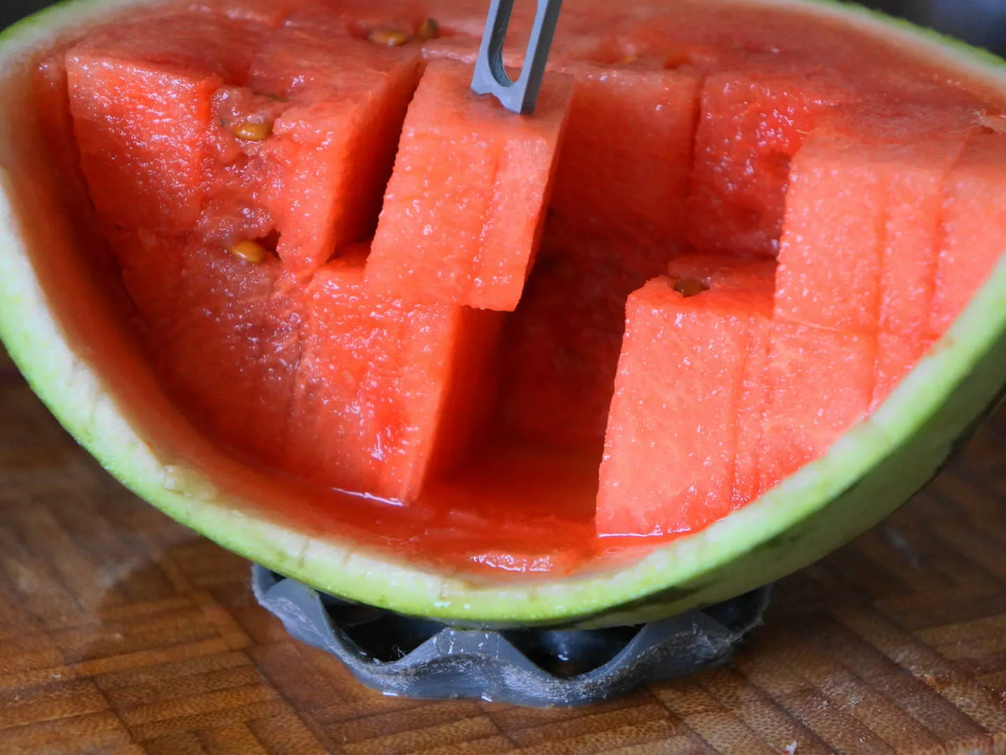 Đế giữ đồ vật chống trượt cho nhà bếp