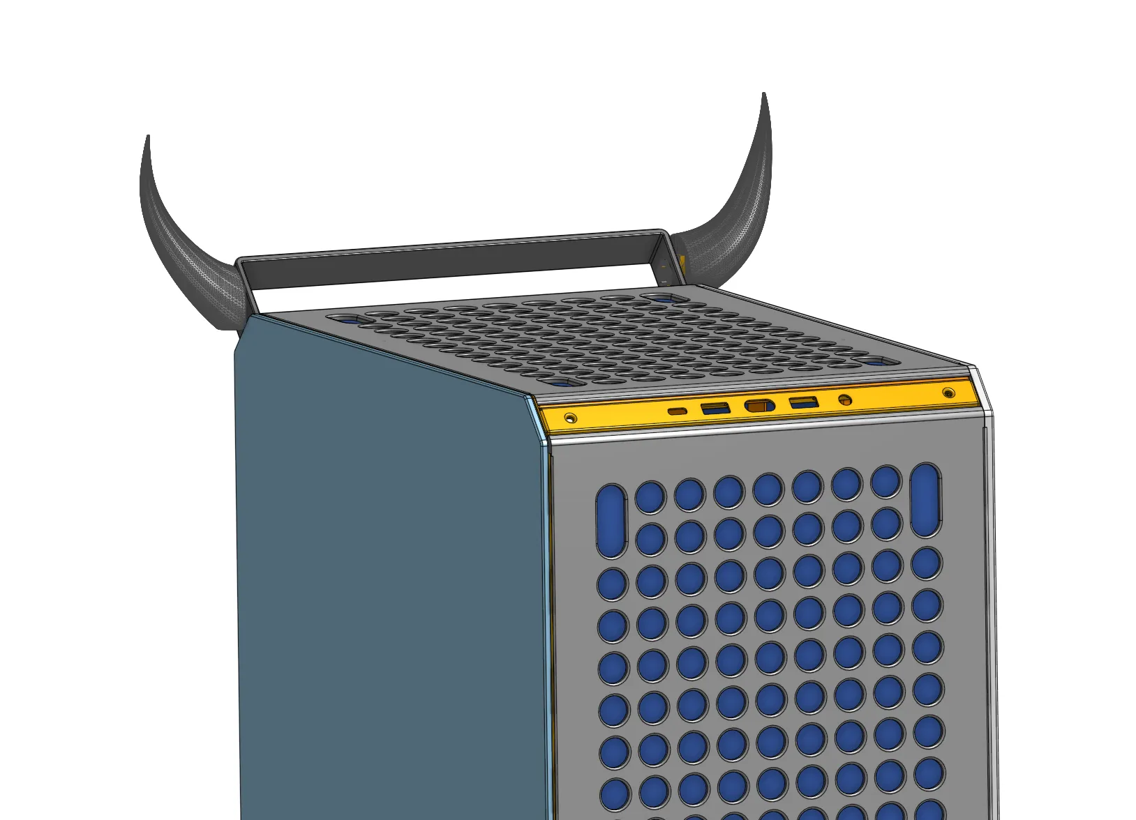 Sừng quỷ cho Qube 500 - Tùy biến độc đáo cho vỏ máy tính