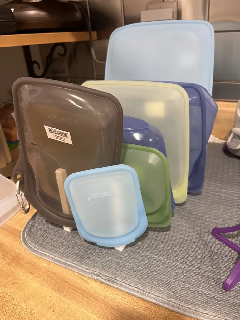 Giá đỡ khô cho túi silicone tái sử dụng Stasher