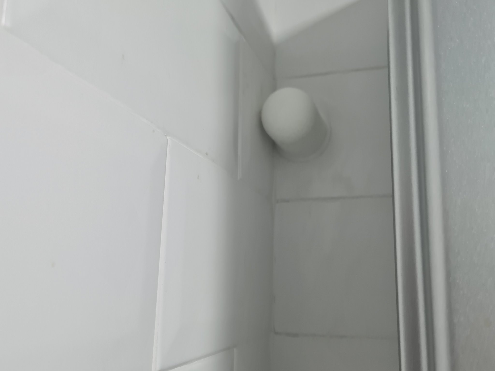 Nắp bọc cho cartridge vòi nước xấu xí trong không gian hẹp