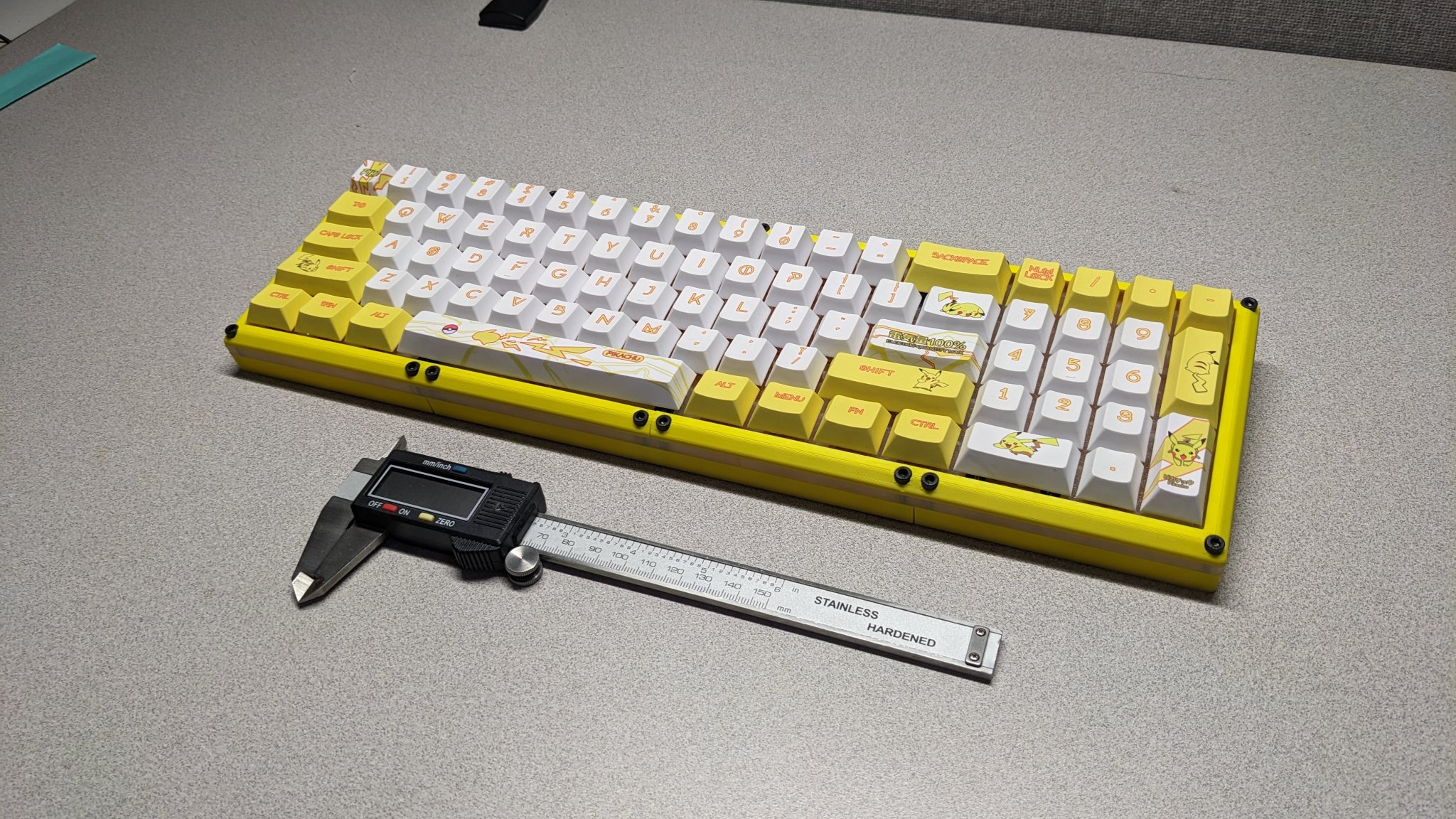 Bàn phím cơ 60% tích hợp numpad cho máy in 3D