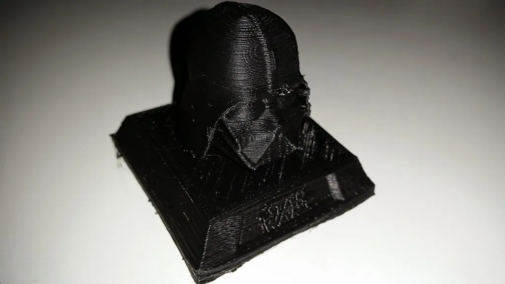 Nhân vật Darth Vader với đế đứng in một khối