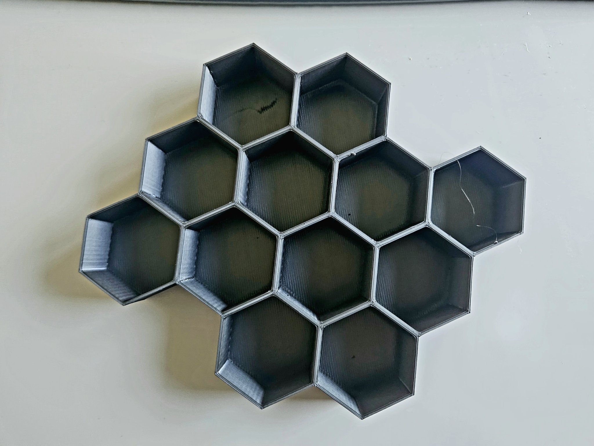 Hộp đựng vít hình lục giác có thể xếp chồng