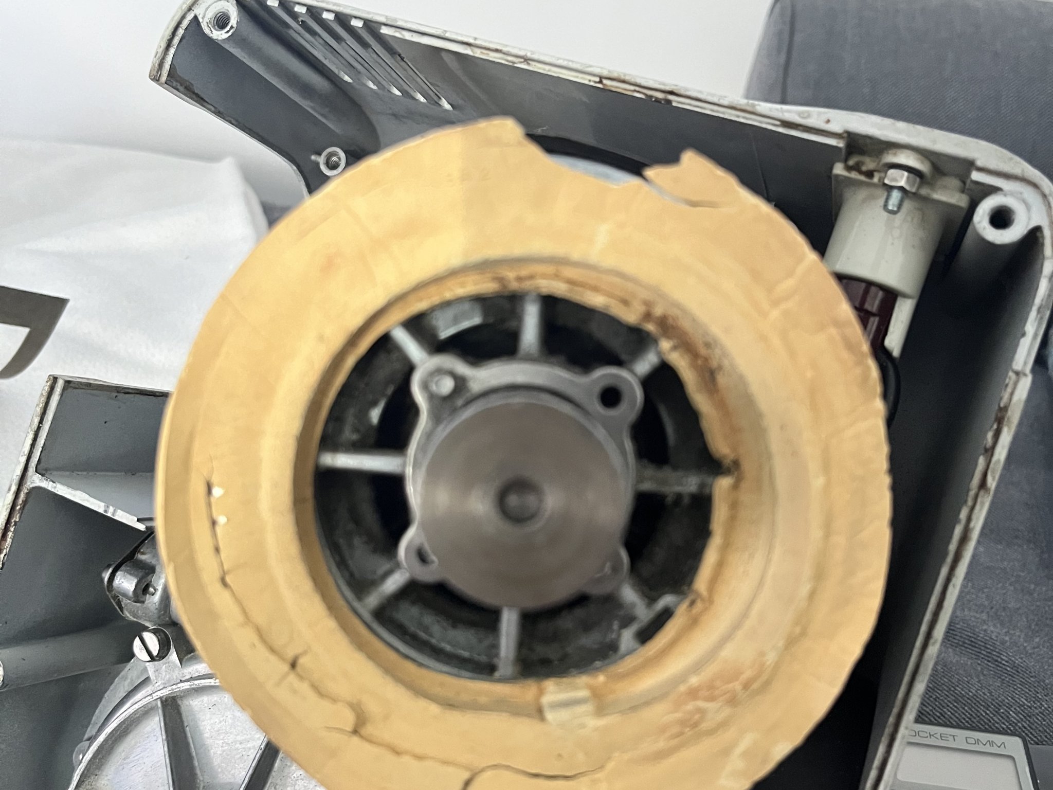 Giá đỡ động cơ cho máy làm bếp Ankarsrum N4