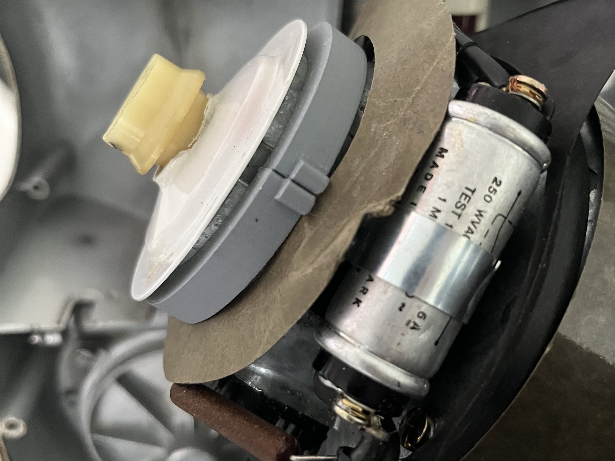 Giá đỡ động cơ cho máy làm bếp Ankarsrum N4