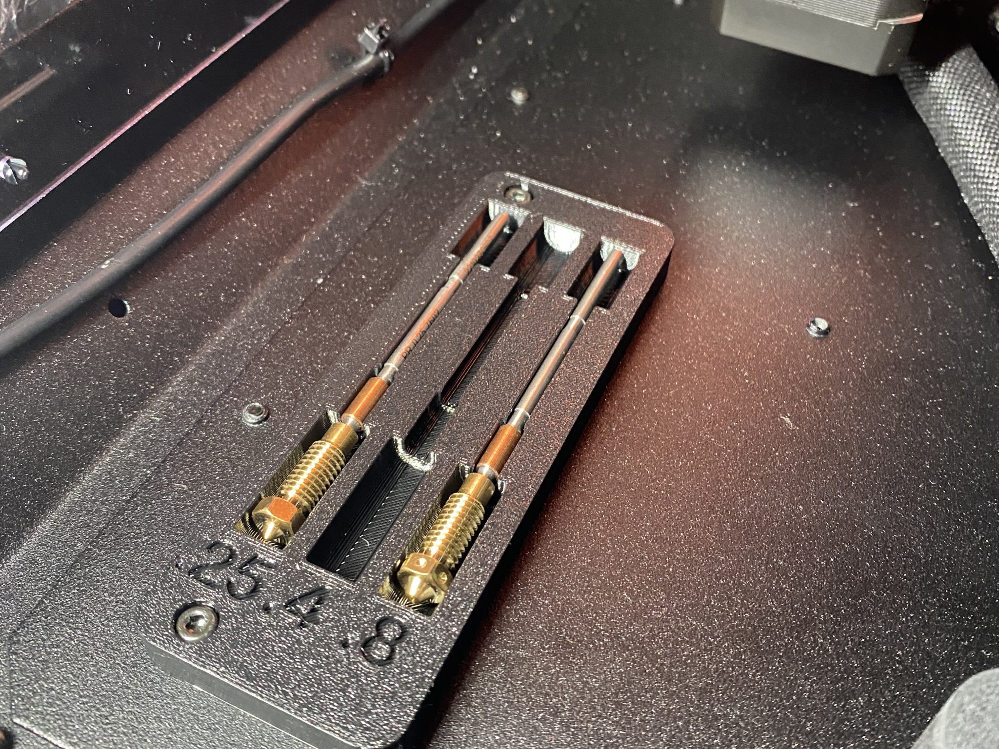 Khay giữ vòi phun MK4 cho vỏ Prusa gốc (bên trái)