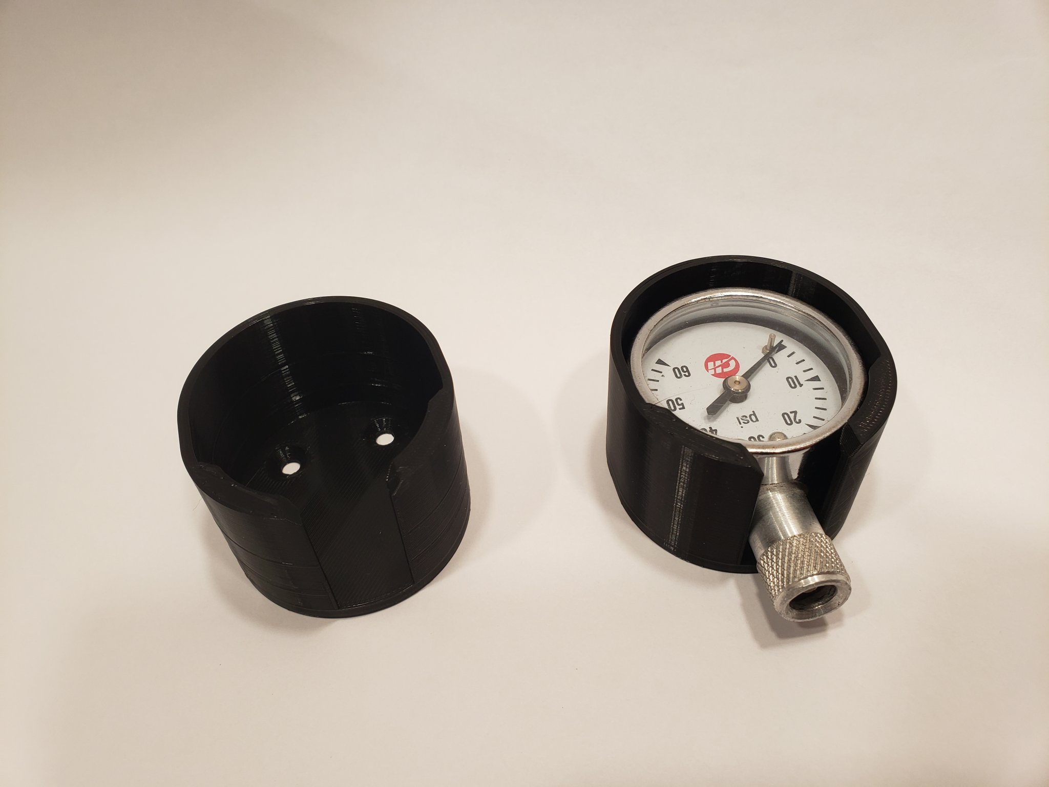 Giá đỡ đồng hồ đo áp suất lốp treo tường