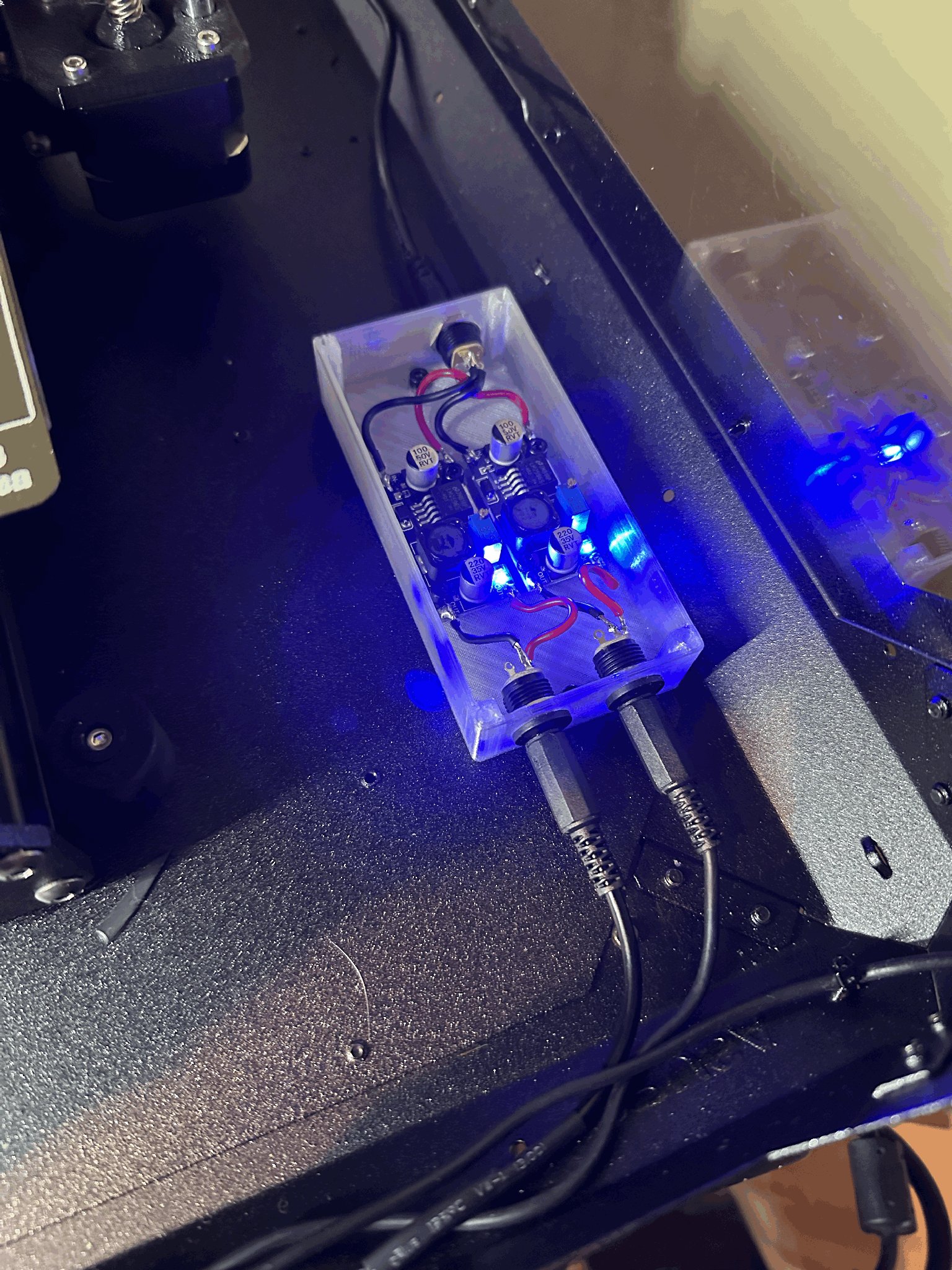 Phân phối điện cho vỏ máy in Prusa nguyên bản