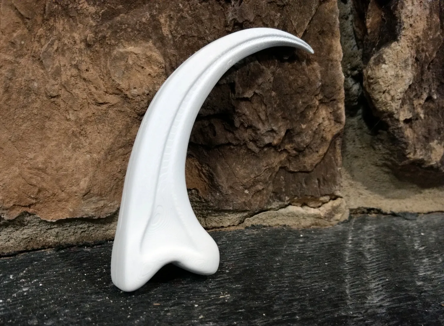 Móng vuốt Velociraptor của Alan Grant với chốt căn chỉnh