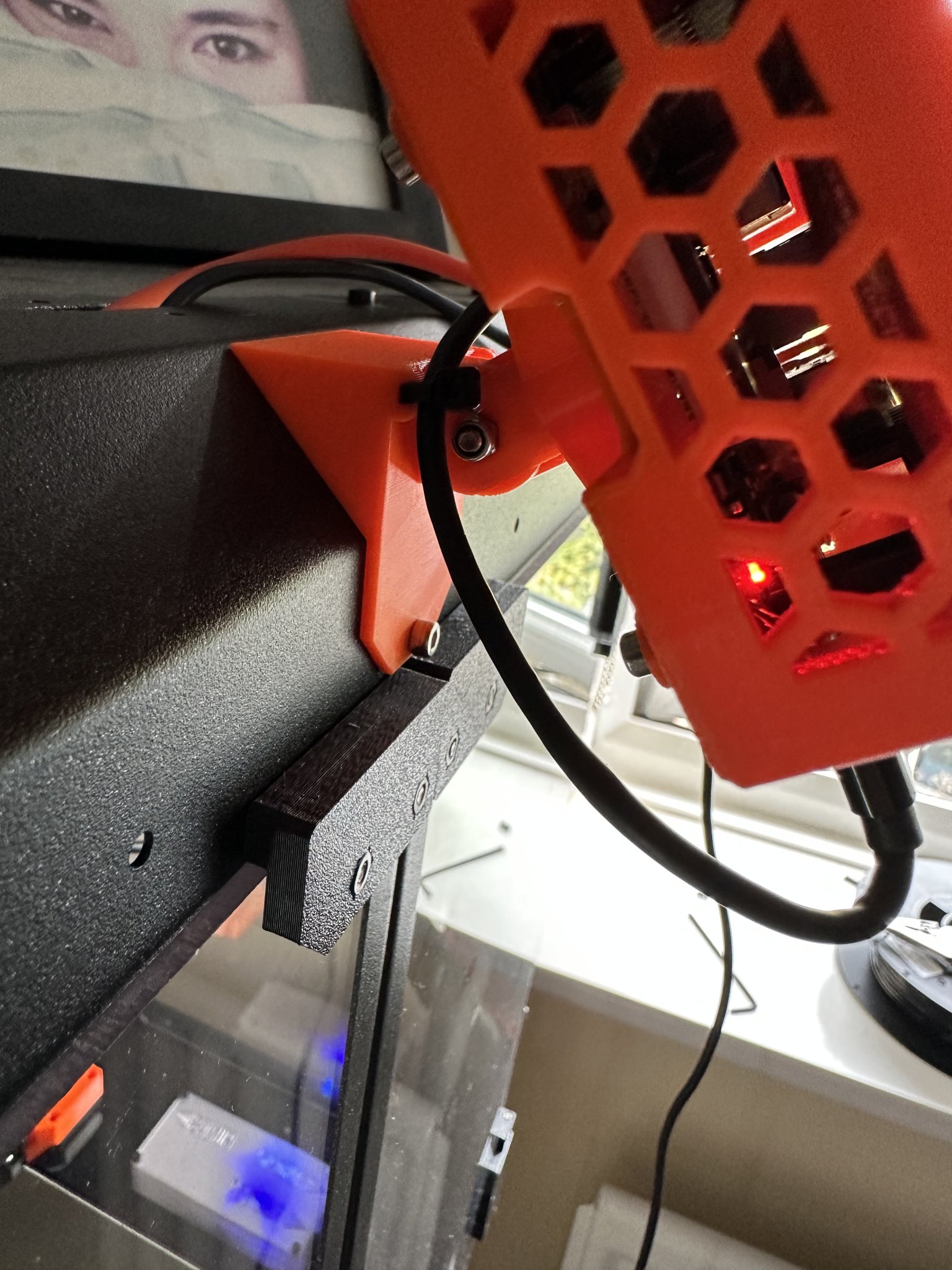 Giá đỡ Octopi cho vỏ Prusa với màn hình Hyperpixel 4