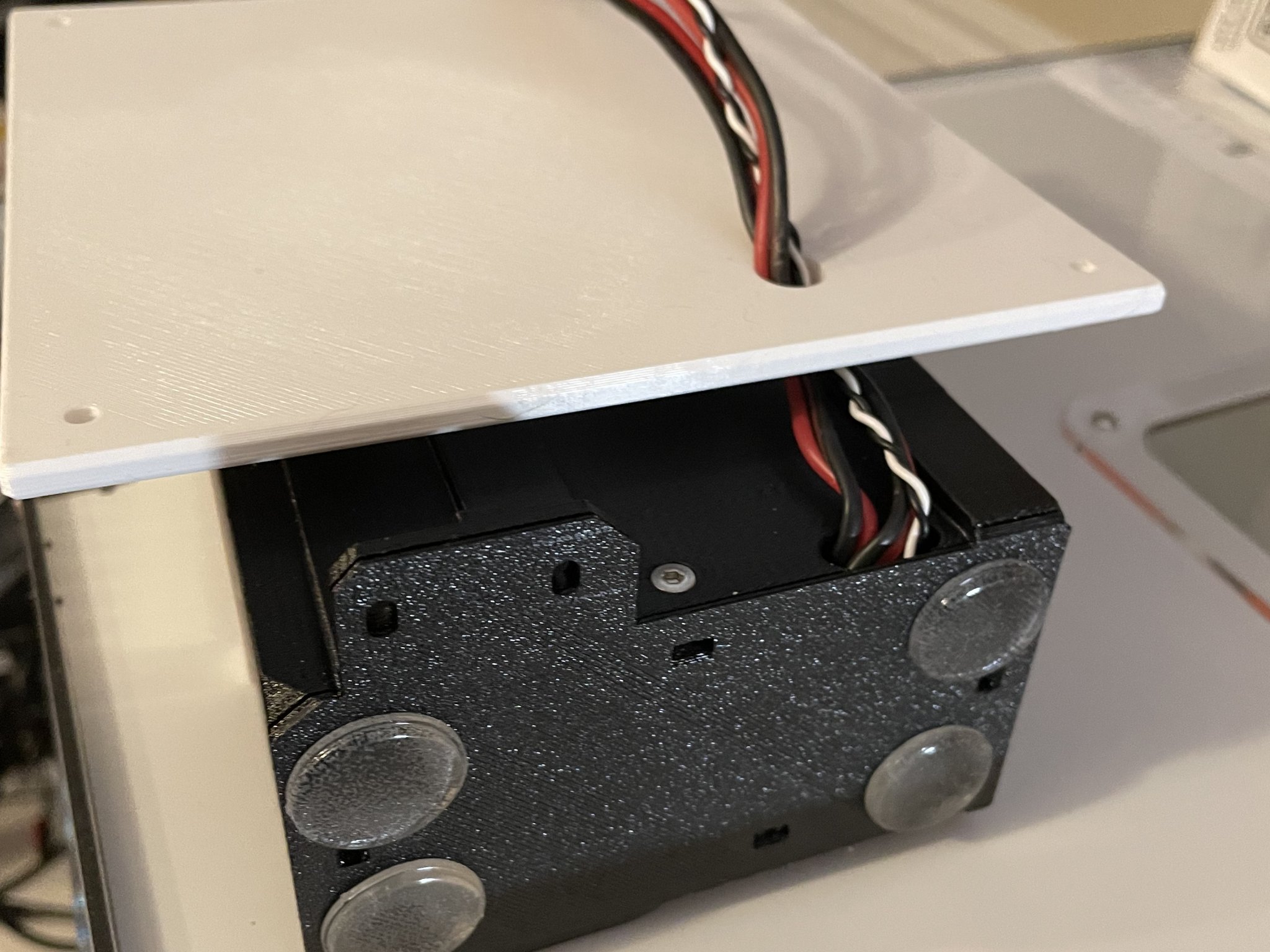 Nắp cho hộp PrintedSolid Prusa i3 MK3S+ với giá đỡ nguồn