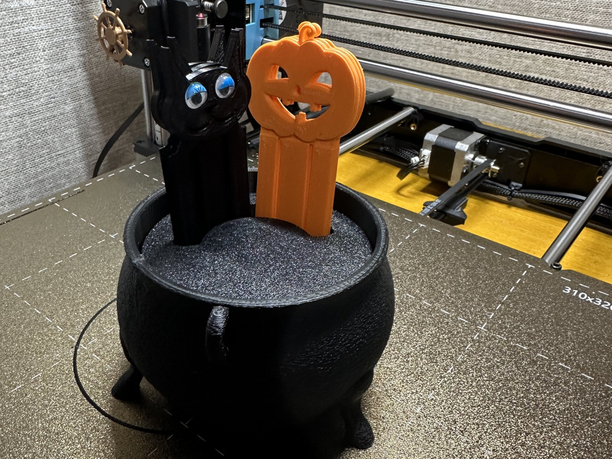 Đánh dấu sách Halloween hình bí ngô và mèo