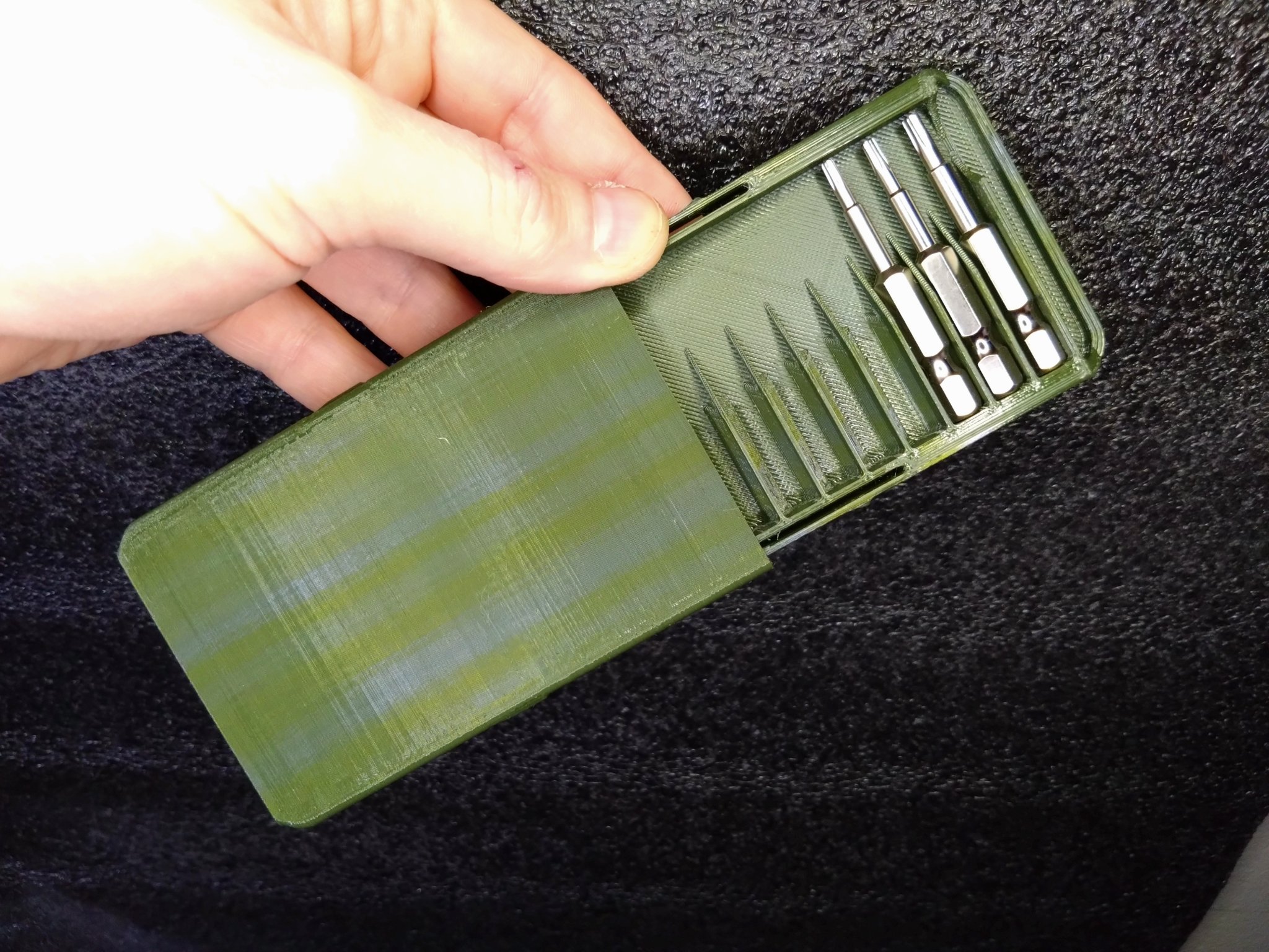 Hộp đựng bit tua vít 50 mm cho 12 đầu nối ¼ inch