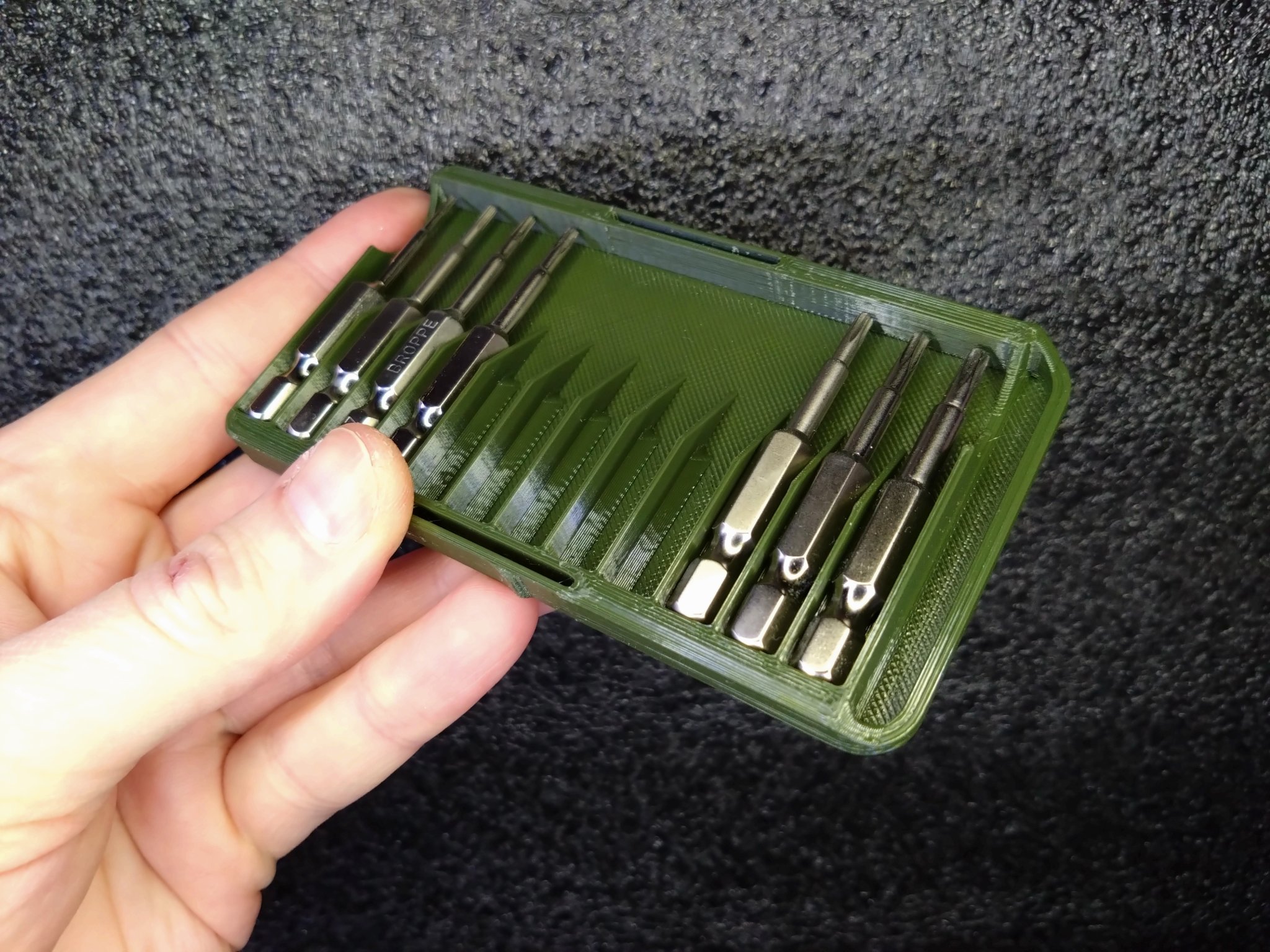 Hộp đựng bit tua vít 50 mm cho 12 đầu nối ¼ inch