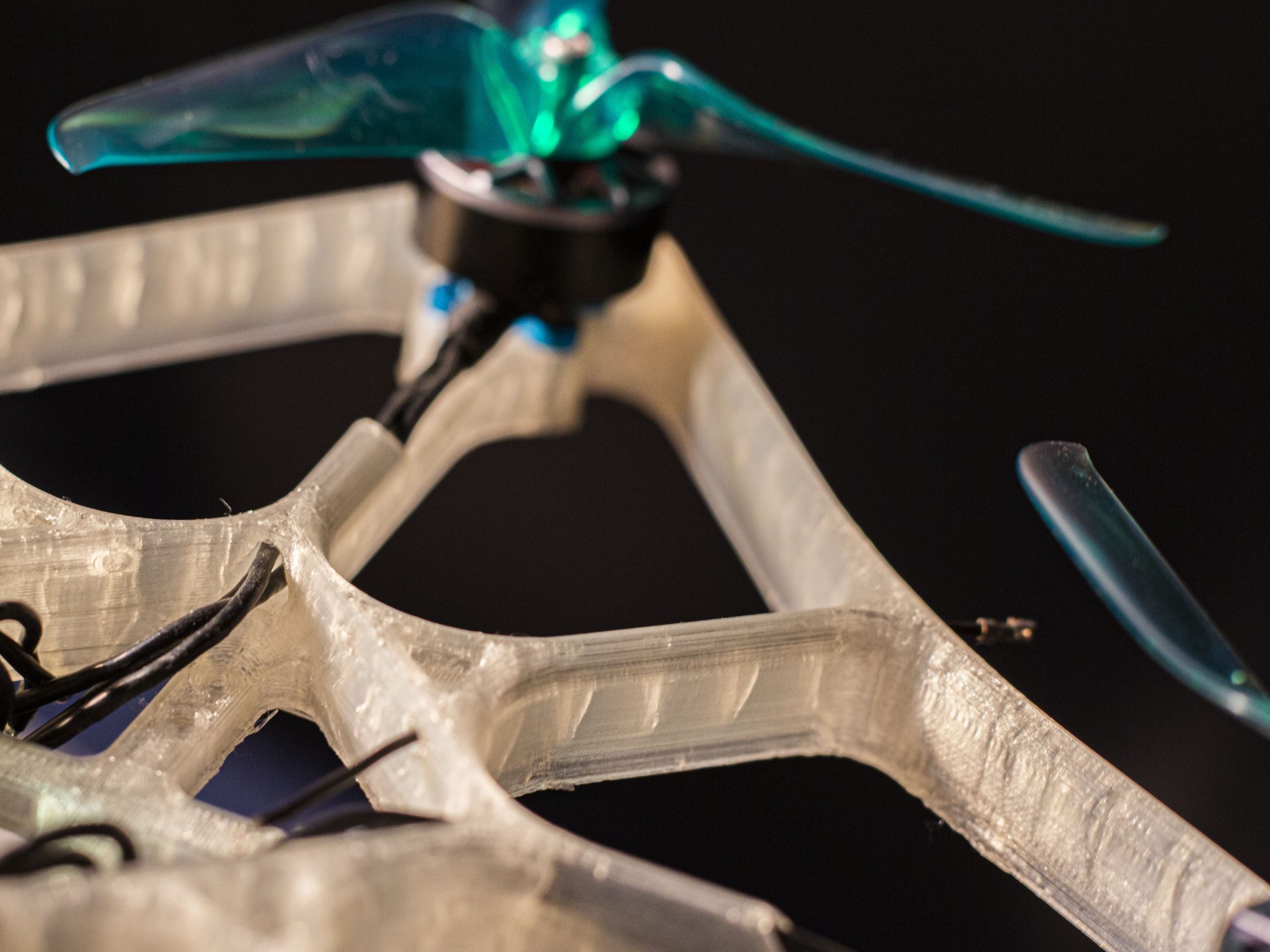 Khung Drone Đua 3D Được In Với Thiết Kế Khí Động Học