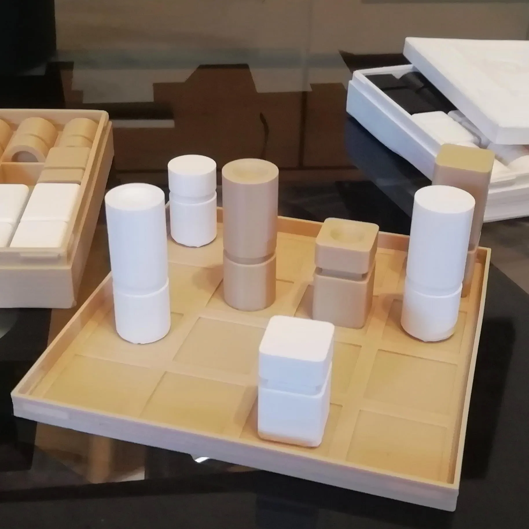 Trò chơi board game Quarto in được với hộp lưu trữ