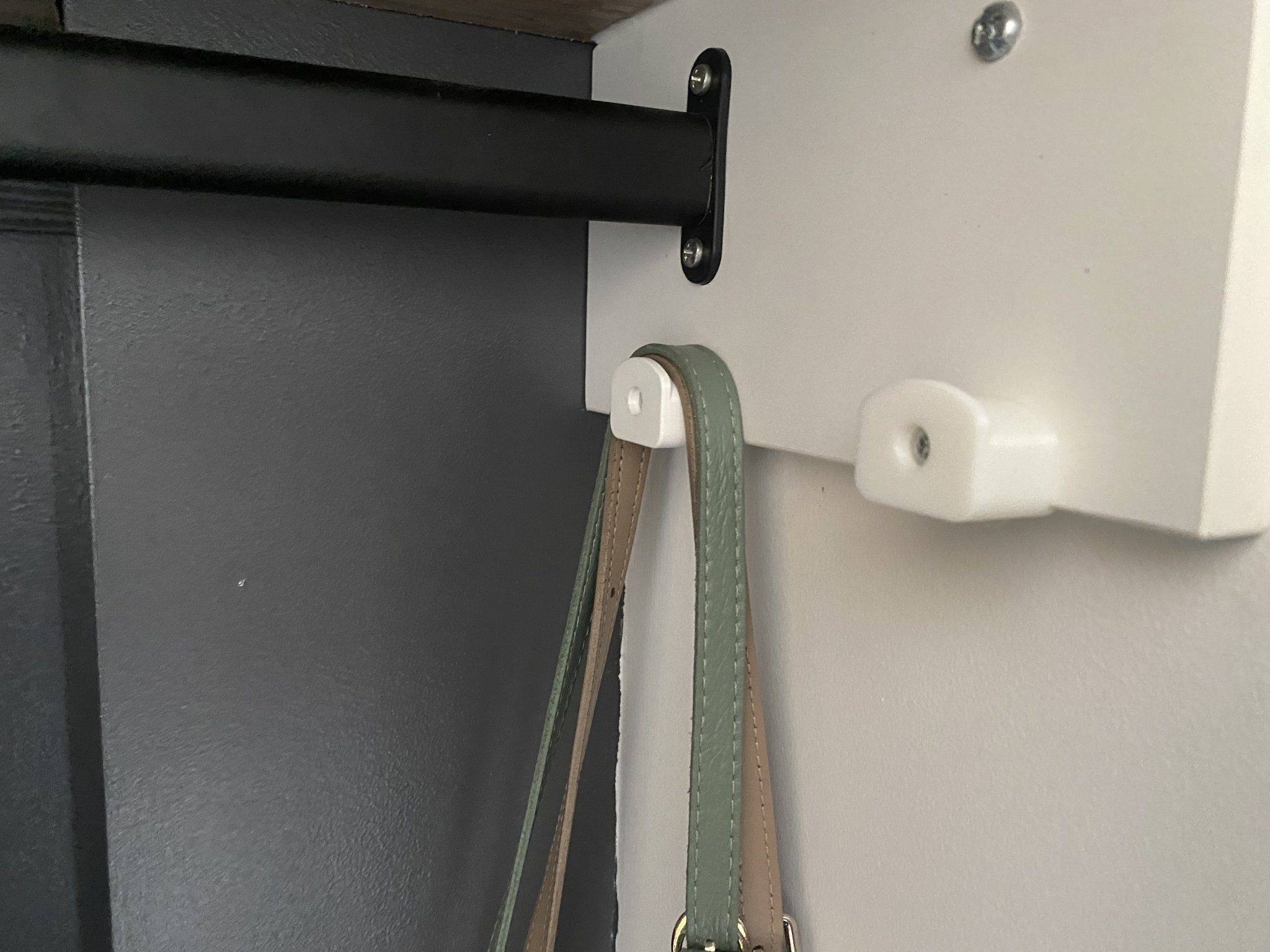 Giá đỡ túi xách đa năng cho gia đình