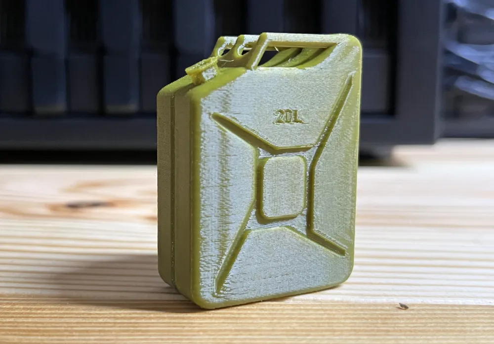 Bình xăng Jerry Can tỷ lệ 1:100
