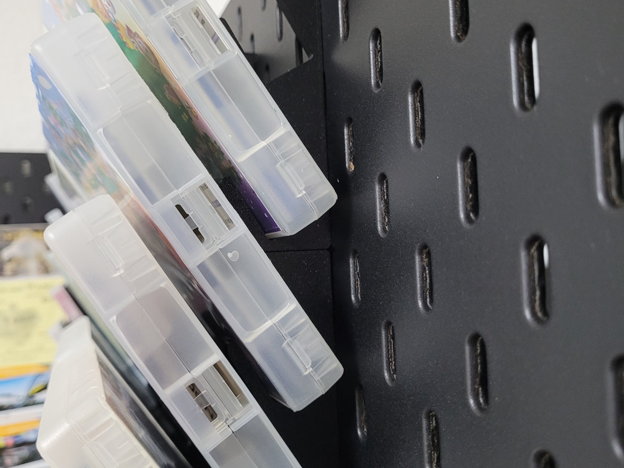 Giá đỡ trò chơi Nintendo DS / DSi trên tường Skadis