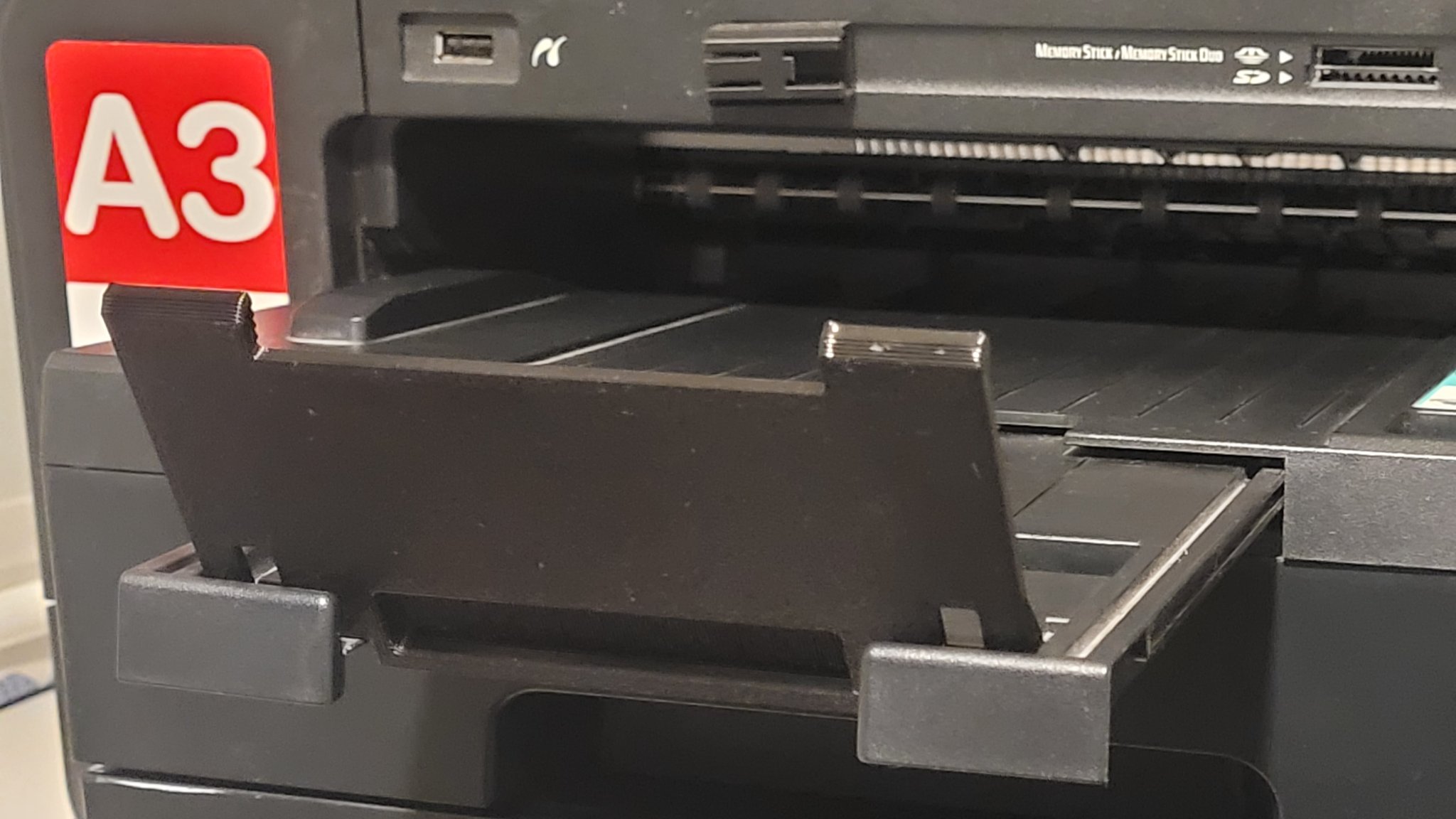 Giá đỡ giấy cho máy in Brother MFC-J5710DW