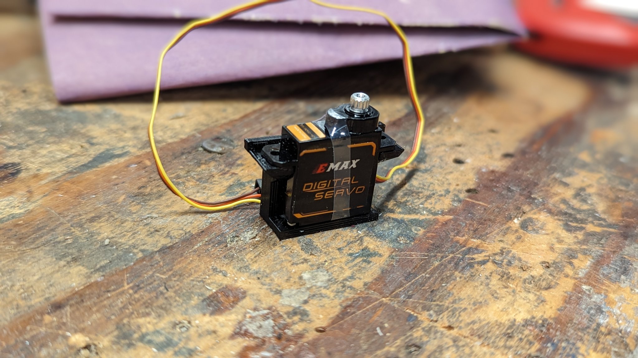 Giá đỡ servo nhẹ 5 gram cho máy bay RC