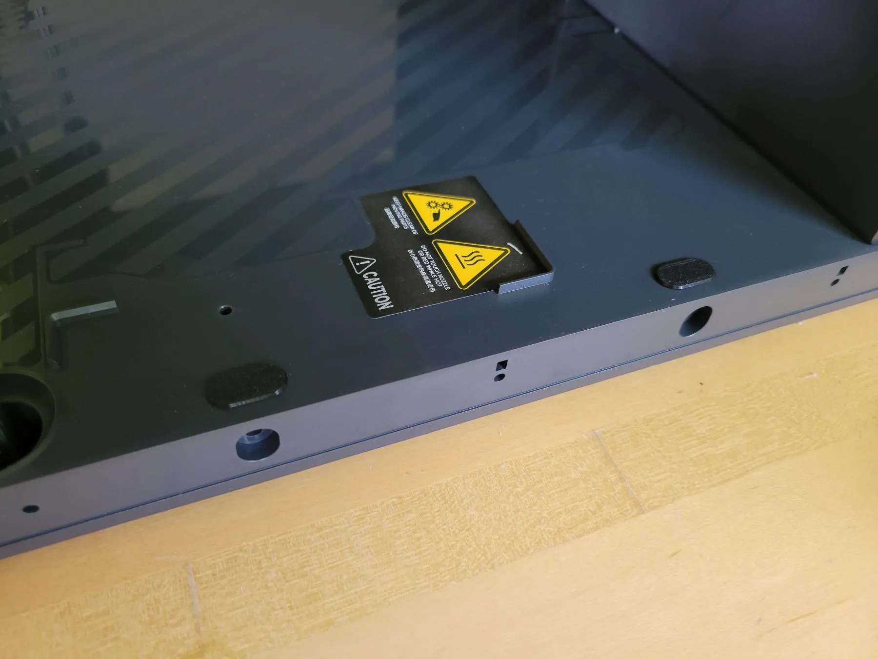 Nắp che lỗ dưới đế máy in P1P