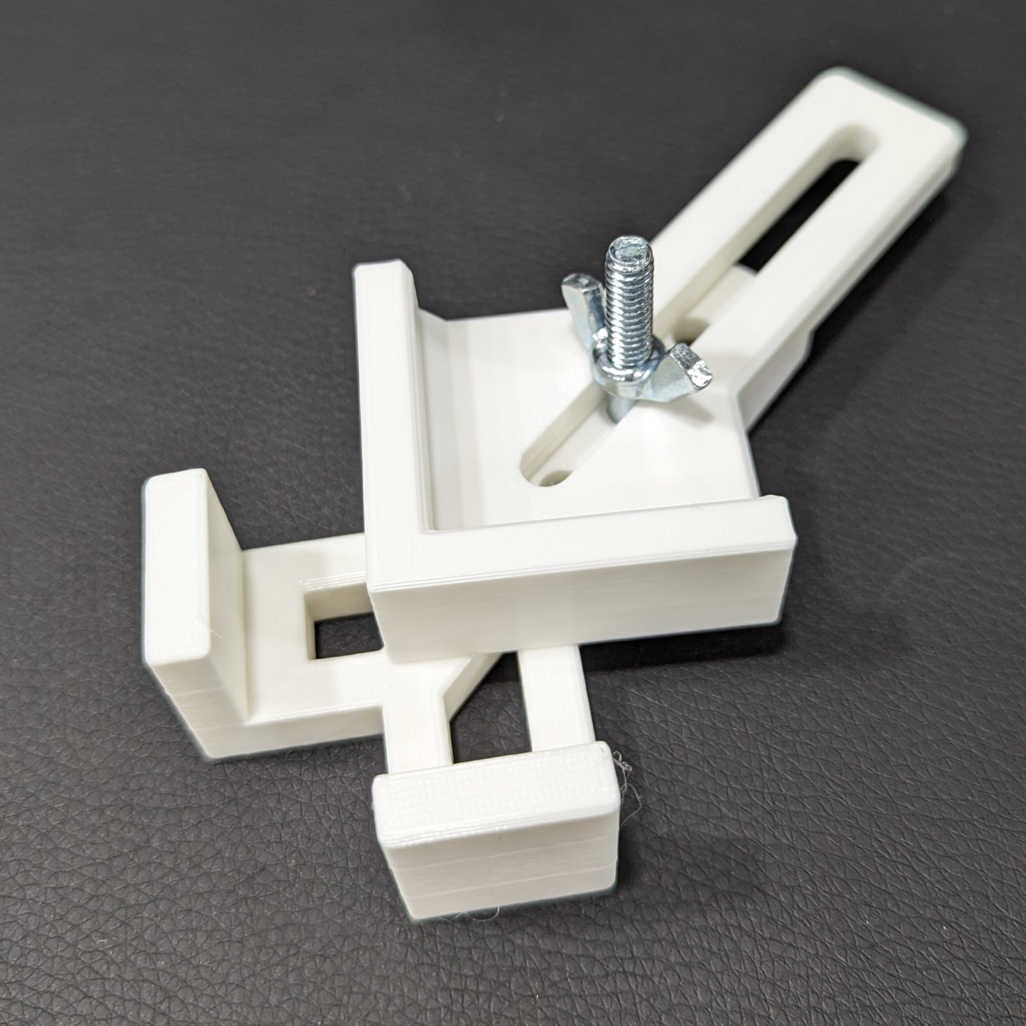 Kẹp góc 90 độ cho công việc mộc