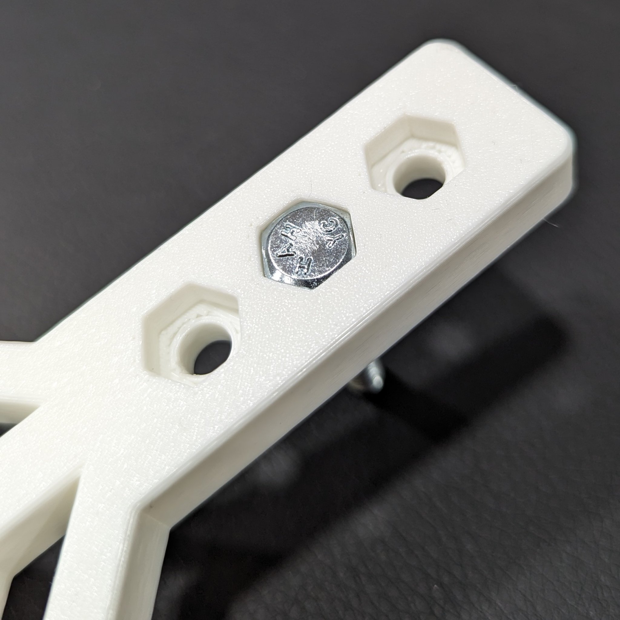 Kẹp góc 90 độ cho công việc mộc