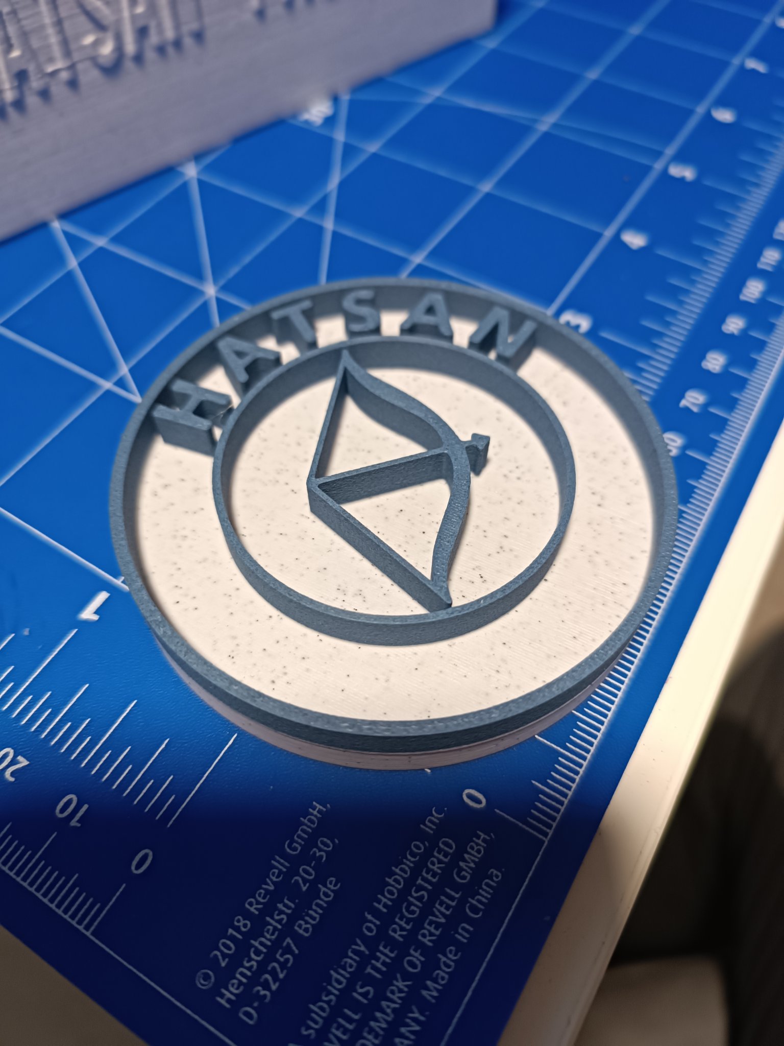 Biểu tượng Hatsan với kích thước lớn hơn gấp đôi