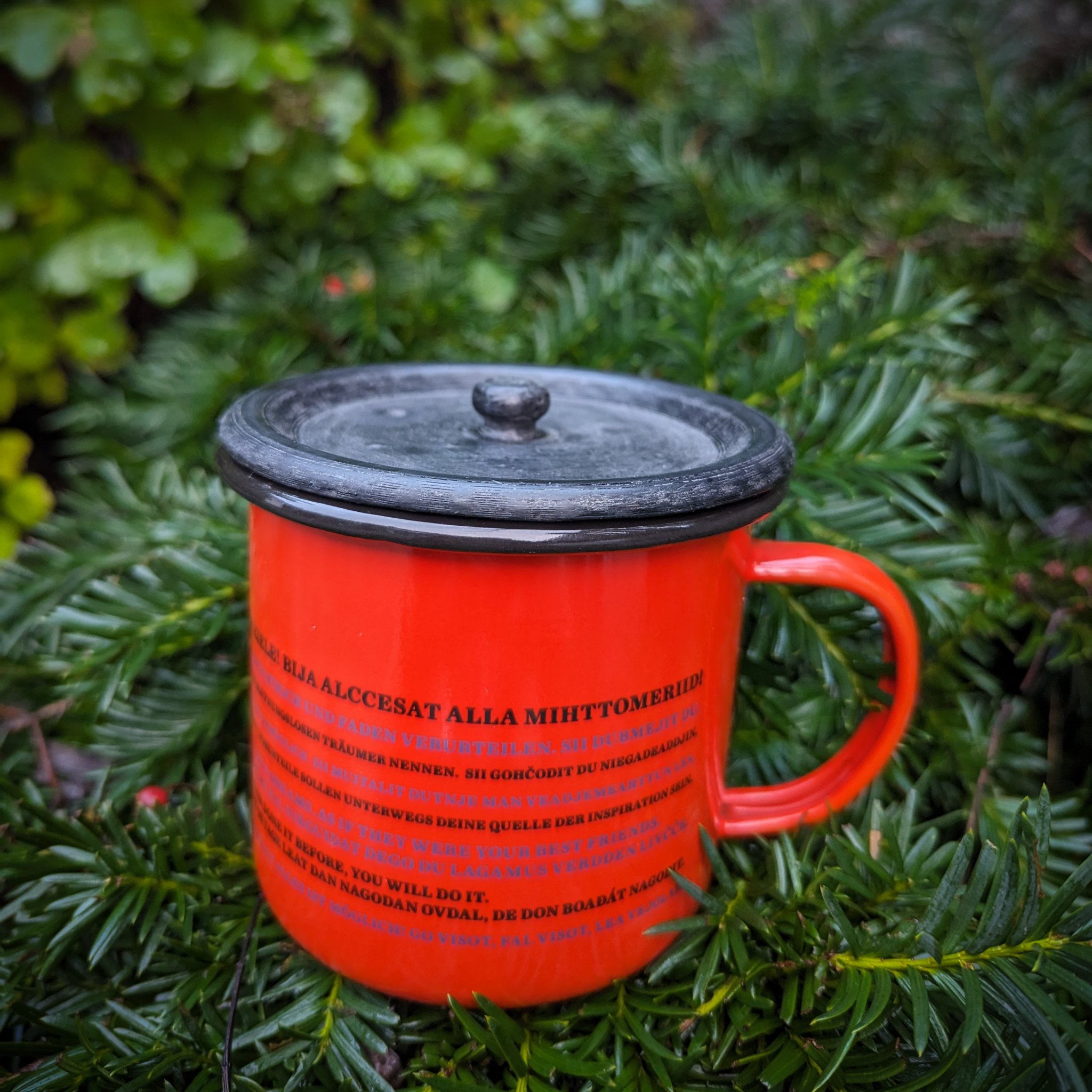 Nắp cốc nhỏ hoàn hảo giữ đồ uống nóng