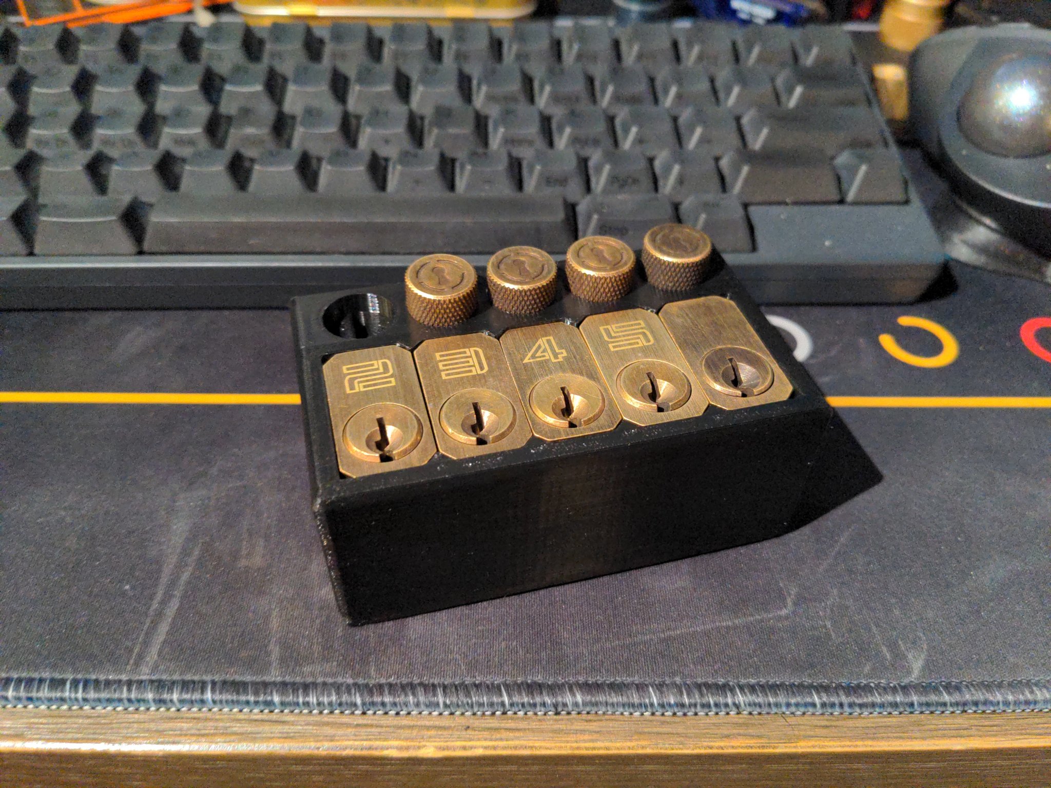 Giá đỡ khóa thực hành Sparrows vừa vặn