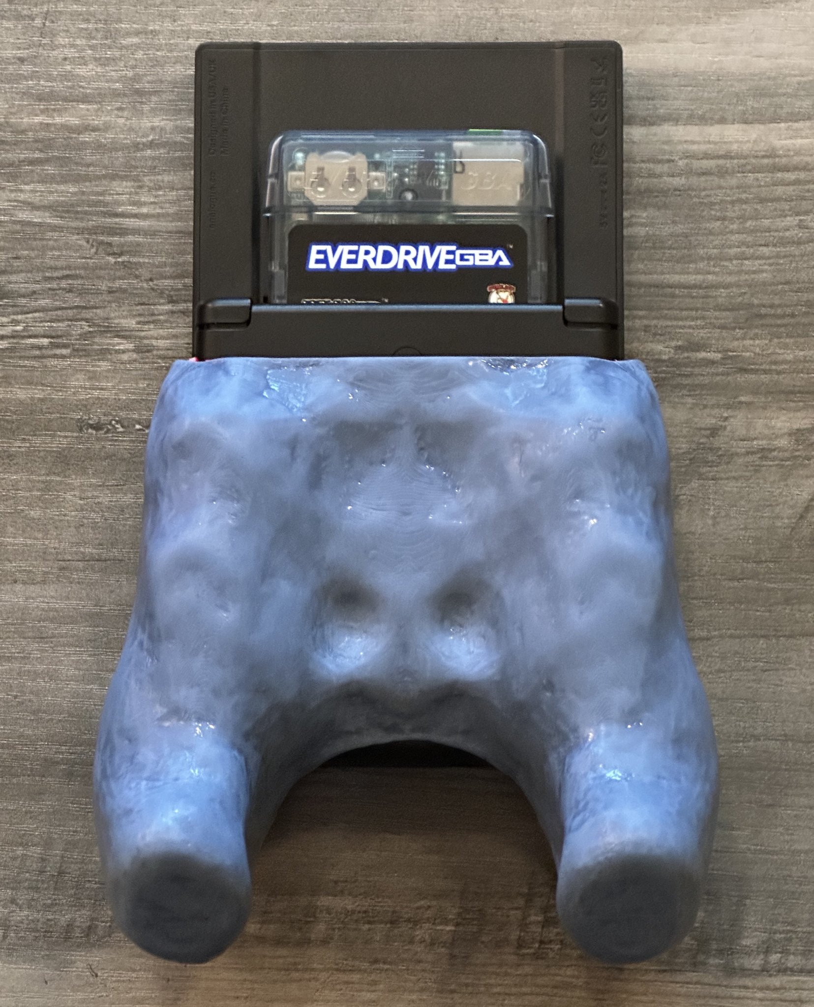 Cán cầm thô kệch cho Analogue Pocket