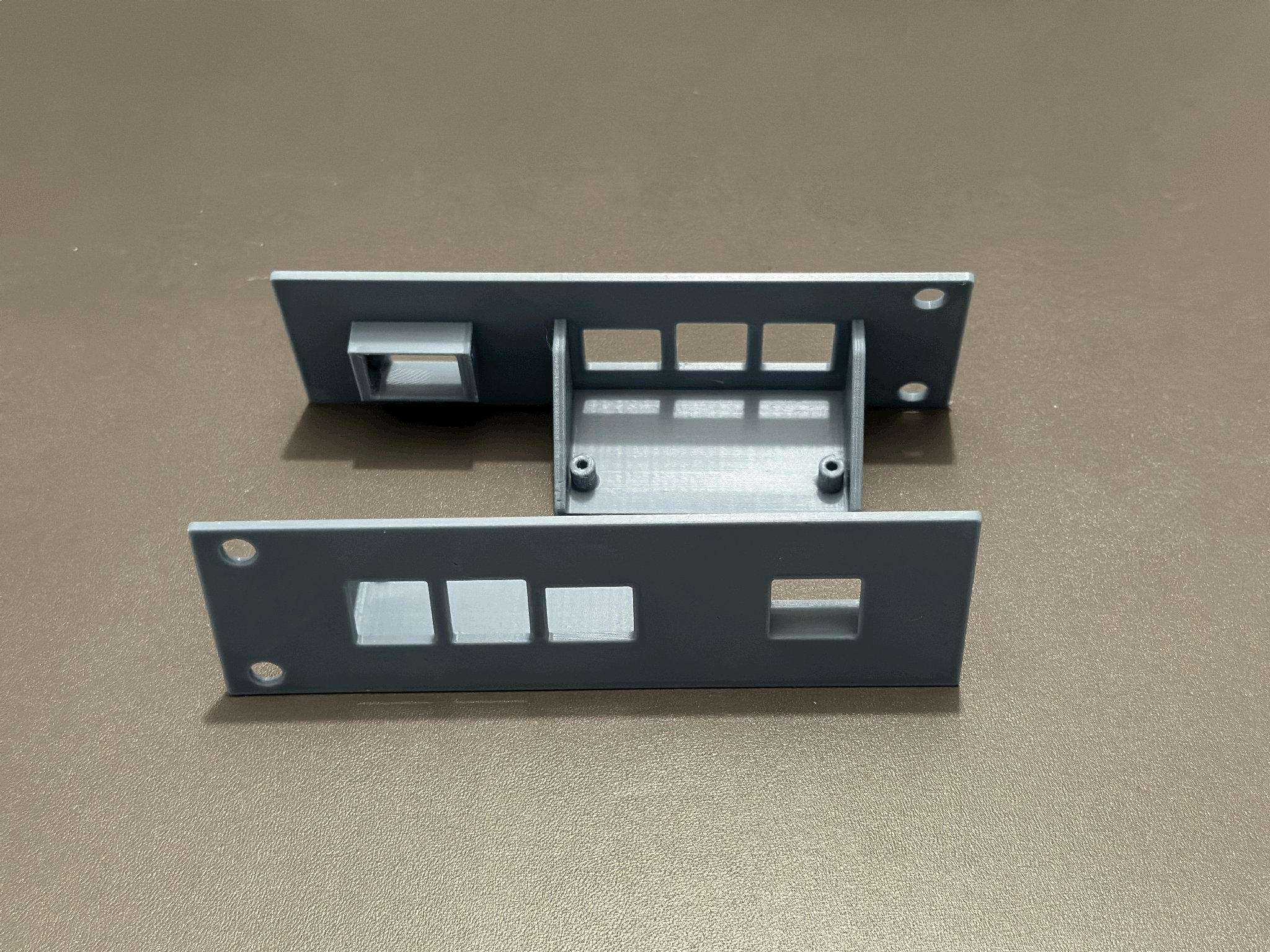 Giá đỡ 1U bên trái cho Raspberry Pi 4