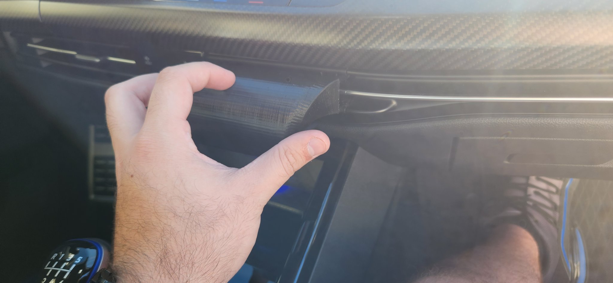 Hướng gió cho Mk8 Golf đến bộ sạc không dây