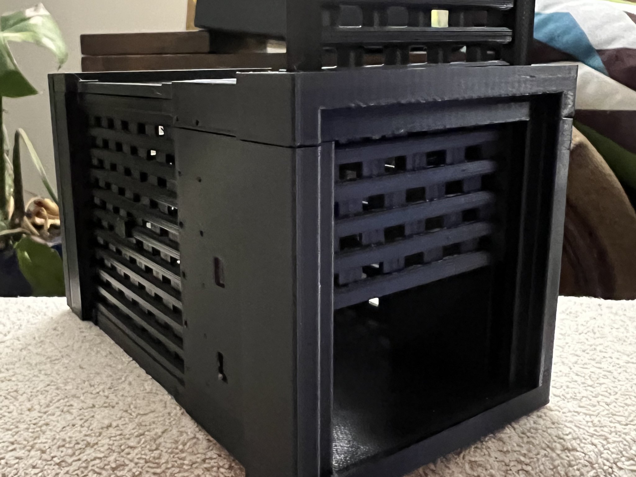 Chuồng Velociraptor trong Công Viên Kỷ Jura 1/18