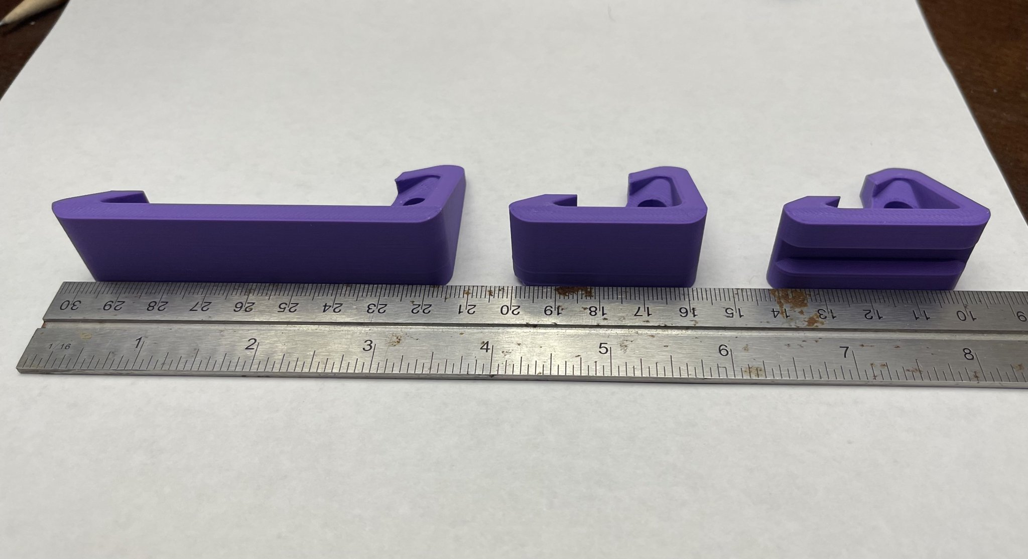 Giá đỡ vuông tối giản cho vật dụng góc 90°