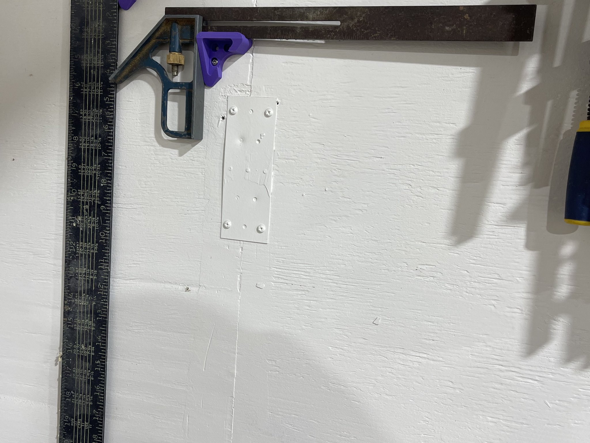 Giá đỡ vuông tối giản cho vật dụng góc 90°