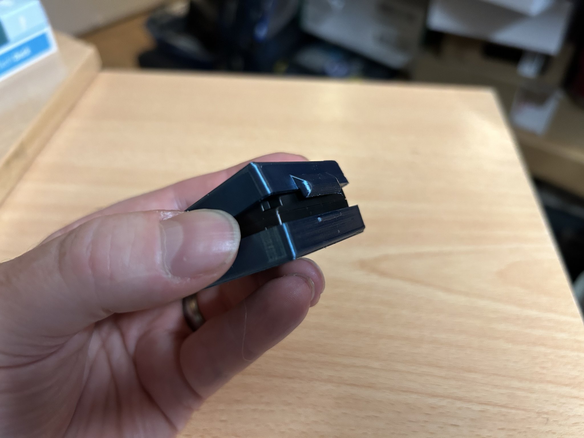 Hộp đựng pin cho máy ảnh Panasonic Lumix DMW-BLG10